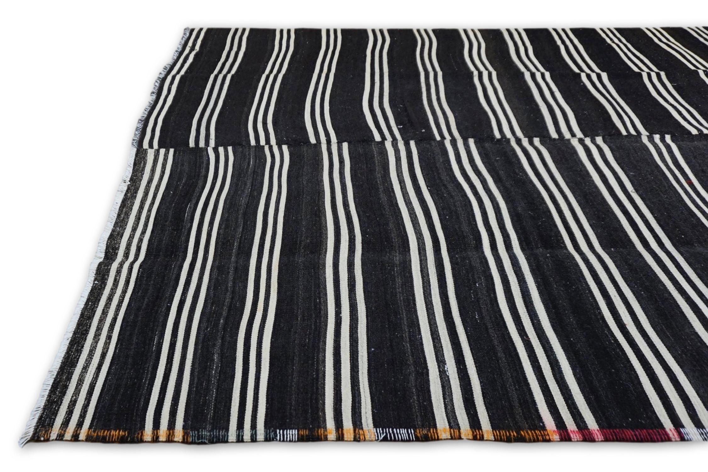 Alfombra Vintage de Lana Anudada a Mano Carbón, Marrón y Marfil 6'7''x9'11'' Turco en venta