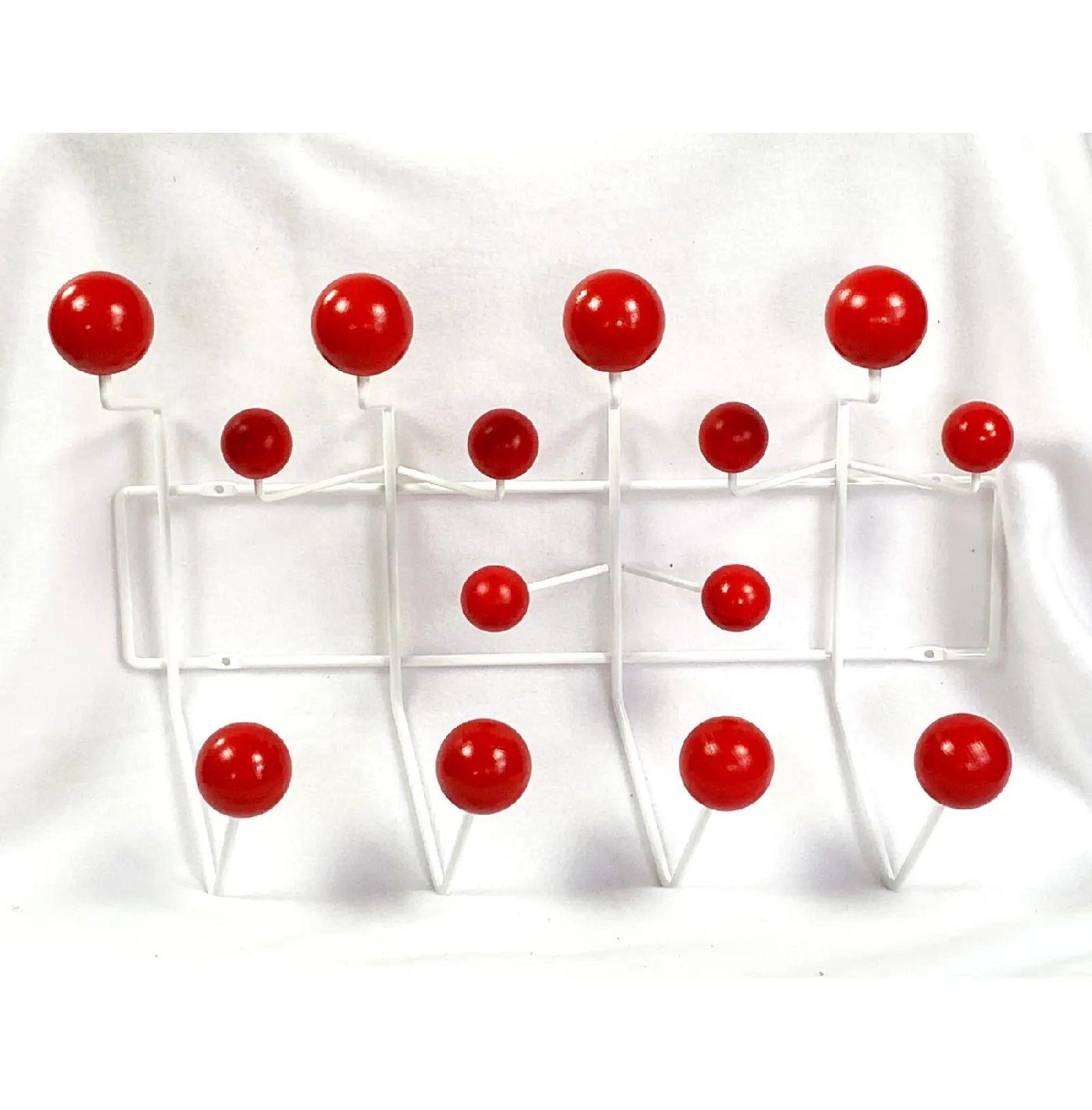 vitra hang it all red