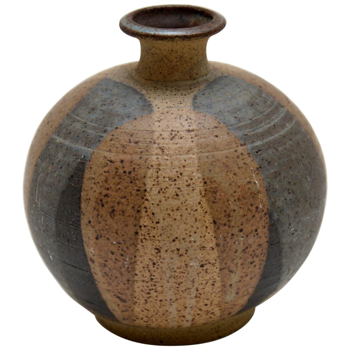 Vintage Charles Counts Studio Pottery Vase