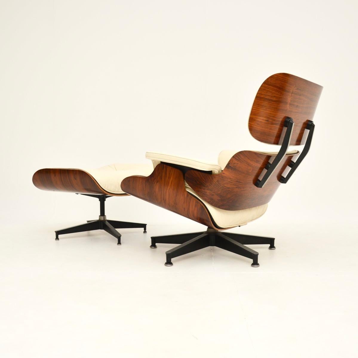 Vintage Charles Eames Lounge Chair and Ottoman by Herman Miller In Good Condition In London, GB