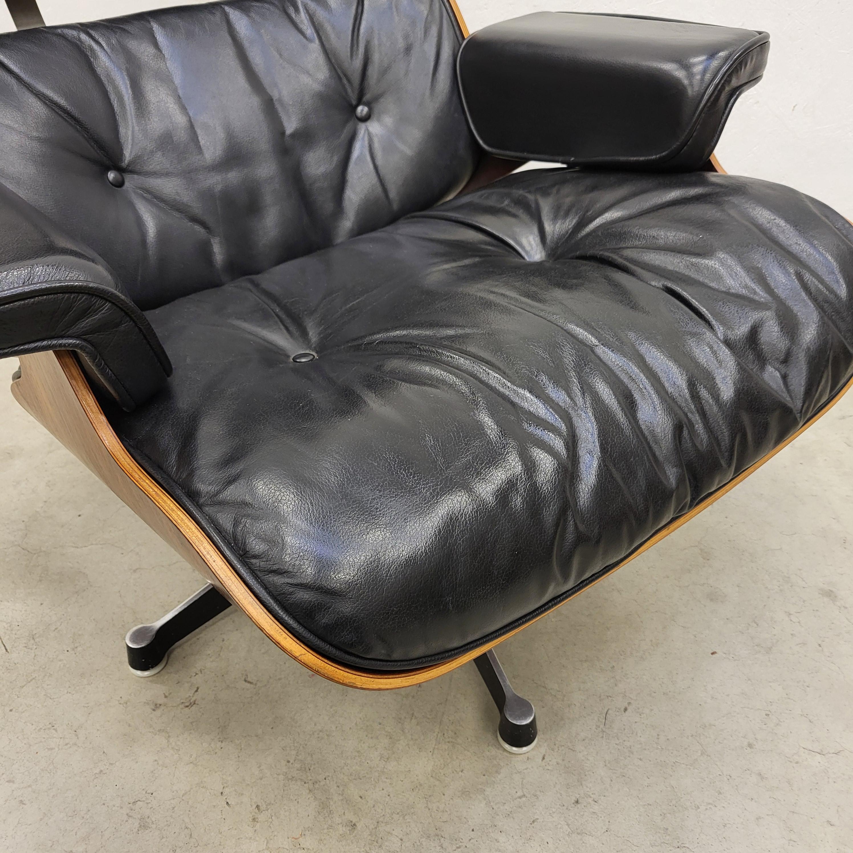 Vintage Charles Eames Lounge Chair by Herman Miller 1964 In Good Condition In Aachen, NW