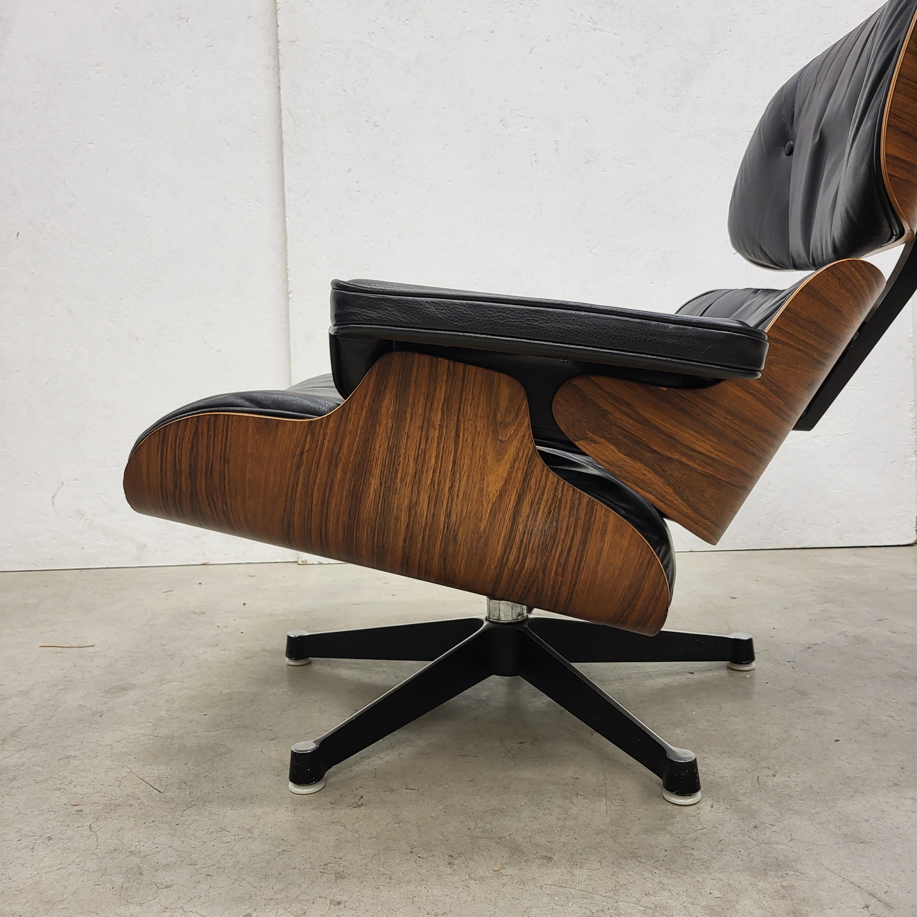 Mid-20th Century Vintage Charles Eames Lounge Chair by Herman Miller 1964