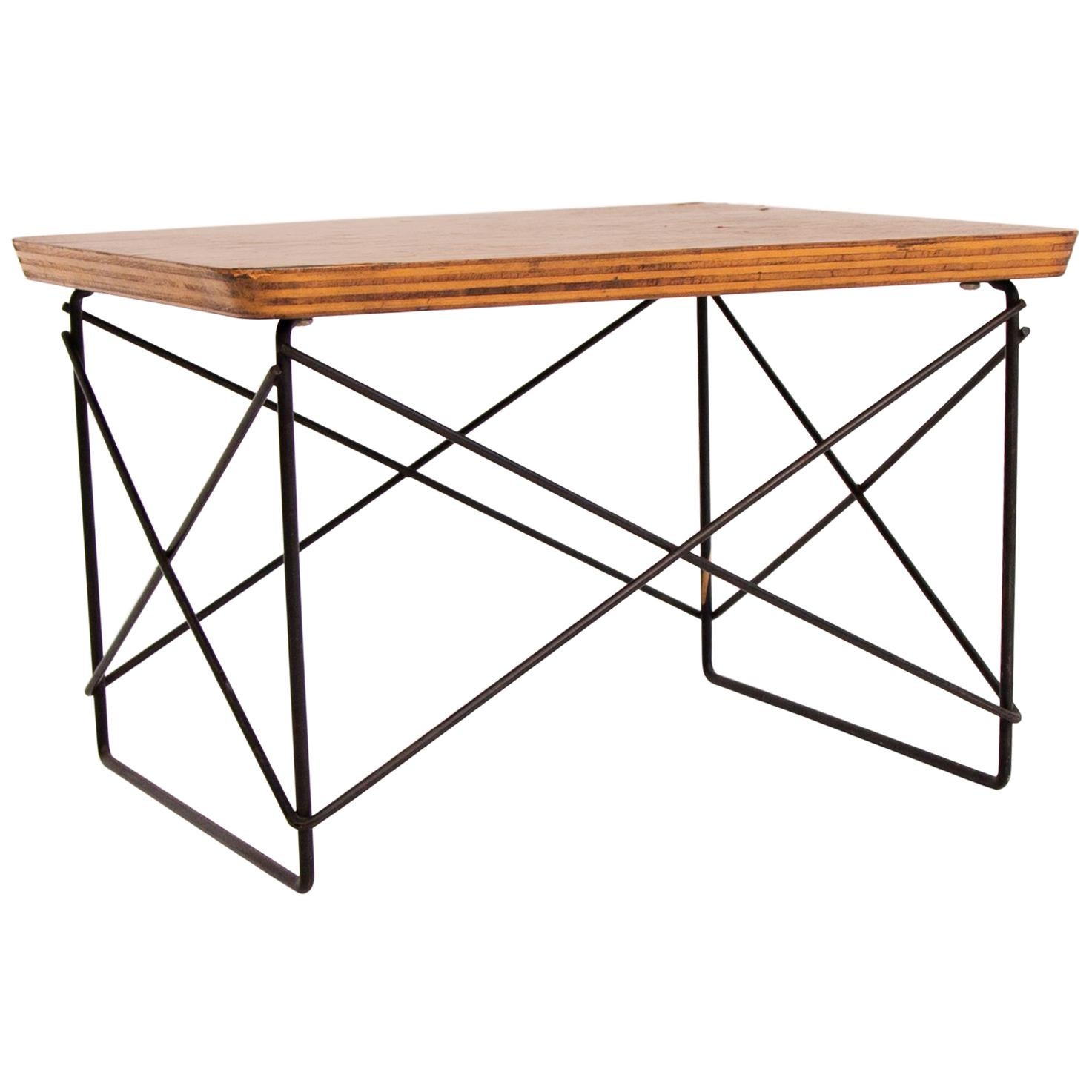 Vintage Charles Eames 
LTR
 Side Table for Herman Miller, Mid-Century, American
