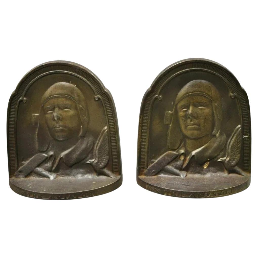 Sujetalibros de hierro fundido Vintage Charles Lindbergh Art Déco El aviador 1929 - un par