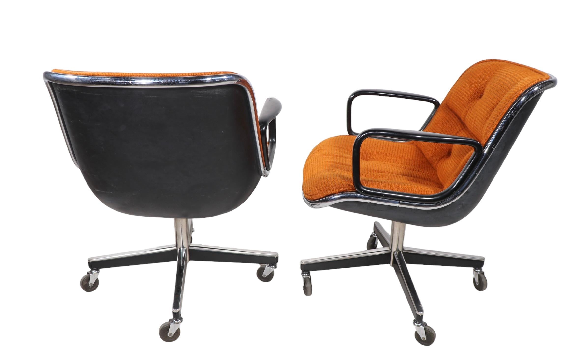 Vintage Charles Pollack design for Knoll  Swivel Tilt Desk Chairs c 1970's In Good Condition In New York, NY