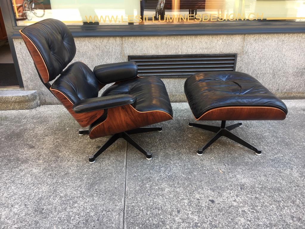 Leather Vintage Charles & Ray Eames Rosewood Lounge Chair & Ottoman