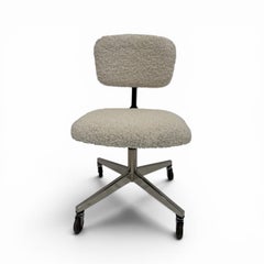 Vintage Eero Saarinen Knoll Swivel Task Chair in Ivory Bouclé Faux Fur Set of 2