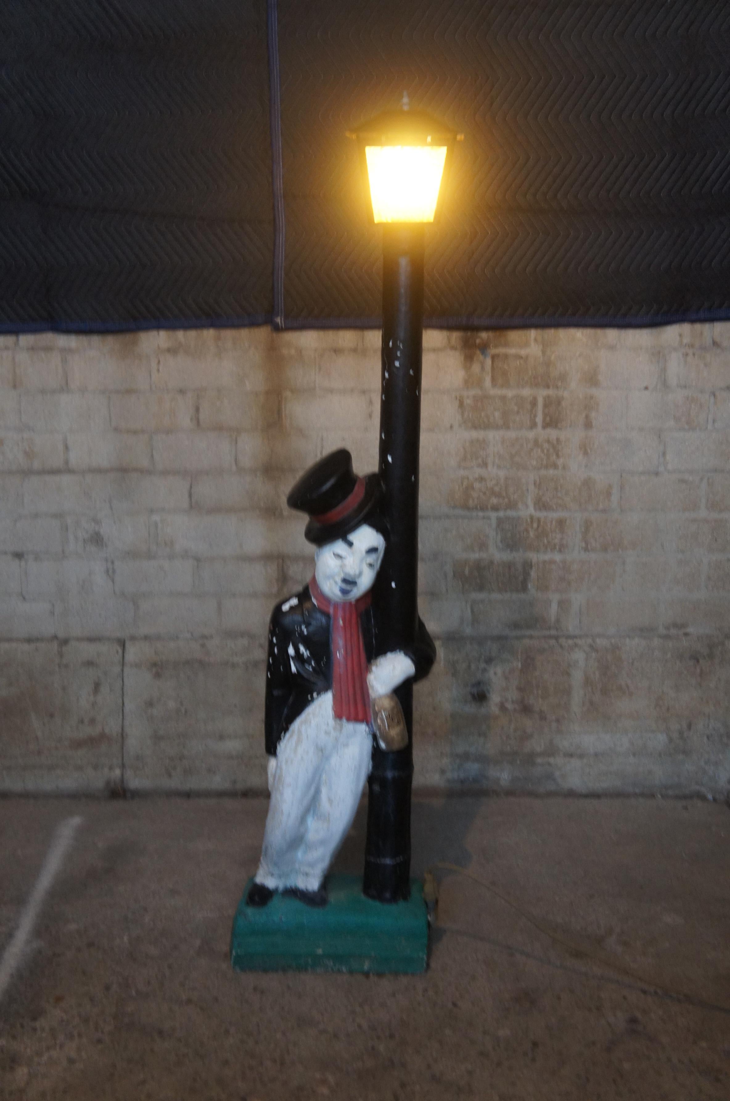 Vintage Charlie Chaplin Concrete Outdoor Lamp Post Light Statue Sculpture 3