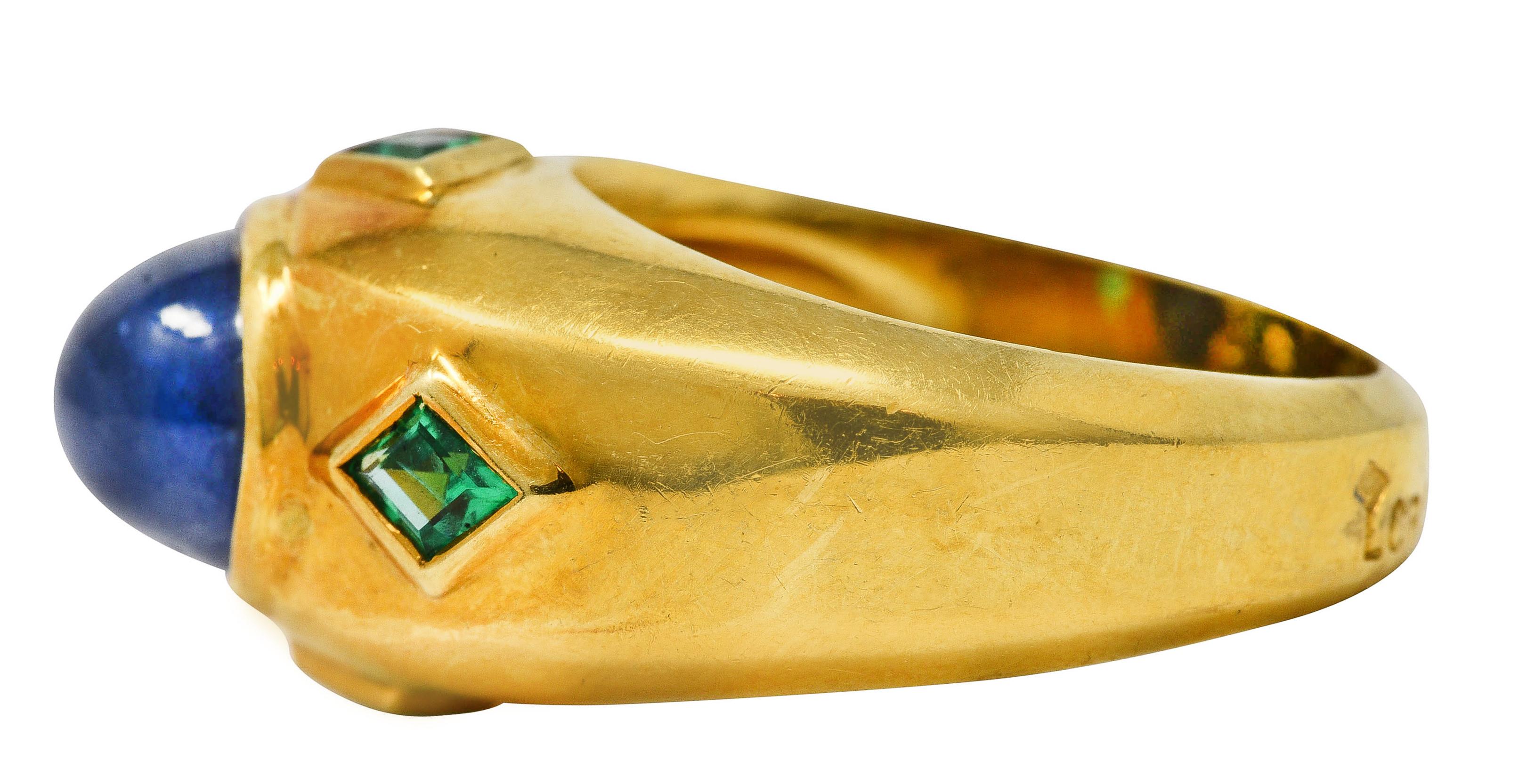 Cabochon Vintage Chaumet 5.35 Carats Sapphire Emerald 18 Karat Yellow Gold Gemstone Ring