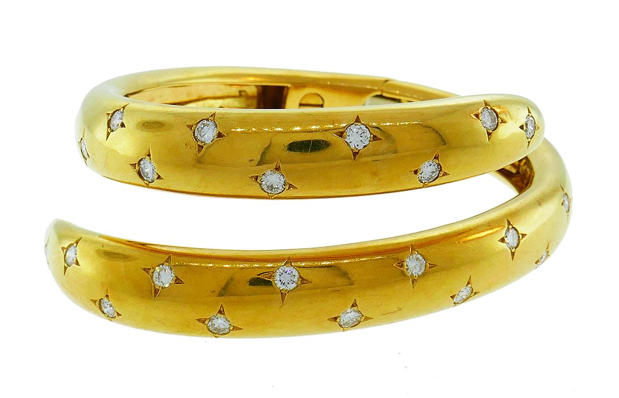 Vintage Chaumet Diamond 18k Gold Bangle Bracelet Stylized Snake Spiral, 1980s 6