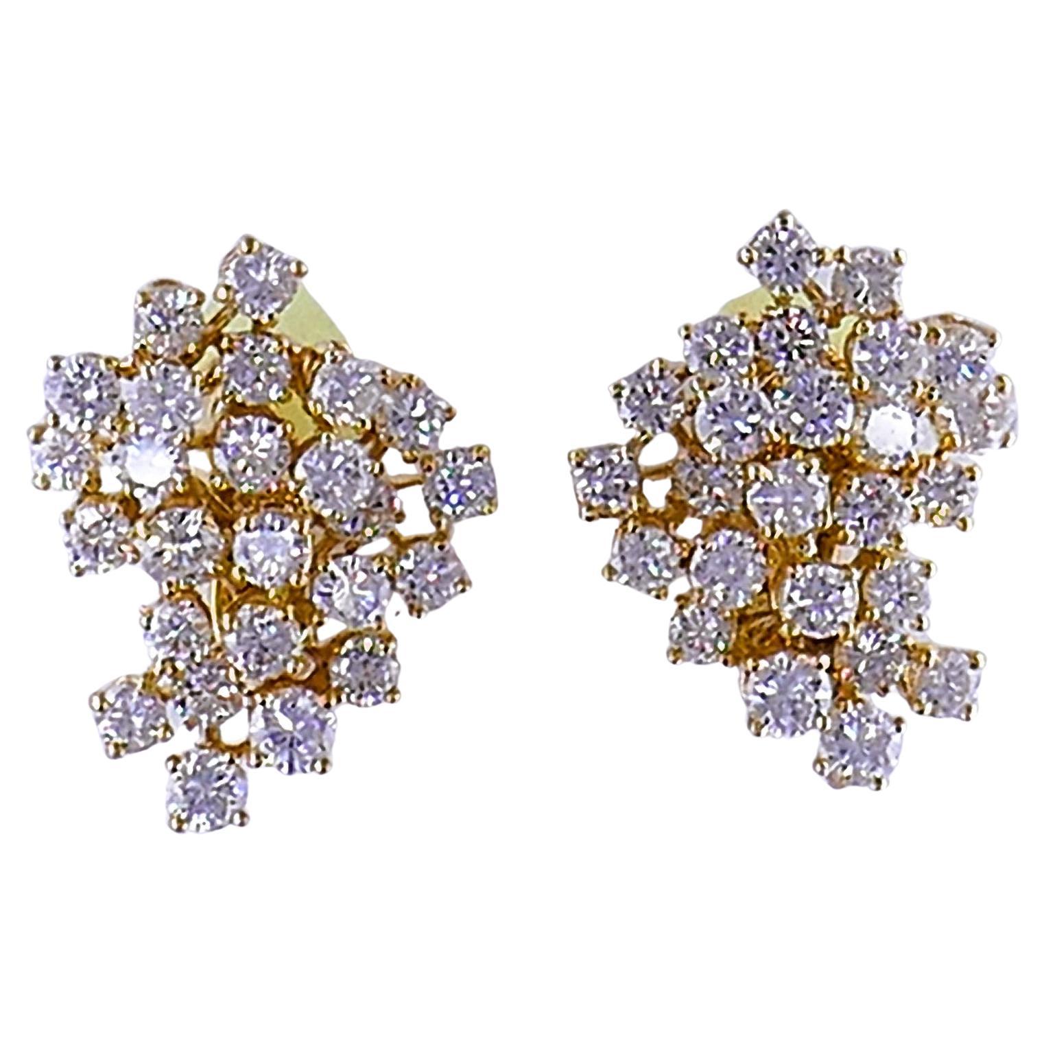 Vintage Chaumet Diamond Day to Night Earrings 18k Gold Estate Jewelry In Good Condition For Sale In Beverly Hills, CA