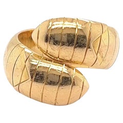 Vintage Chaumet French 18 Karat Yellow Gold Wrap Ring
