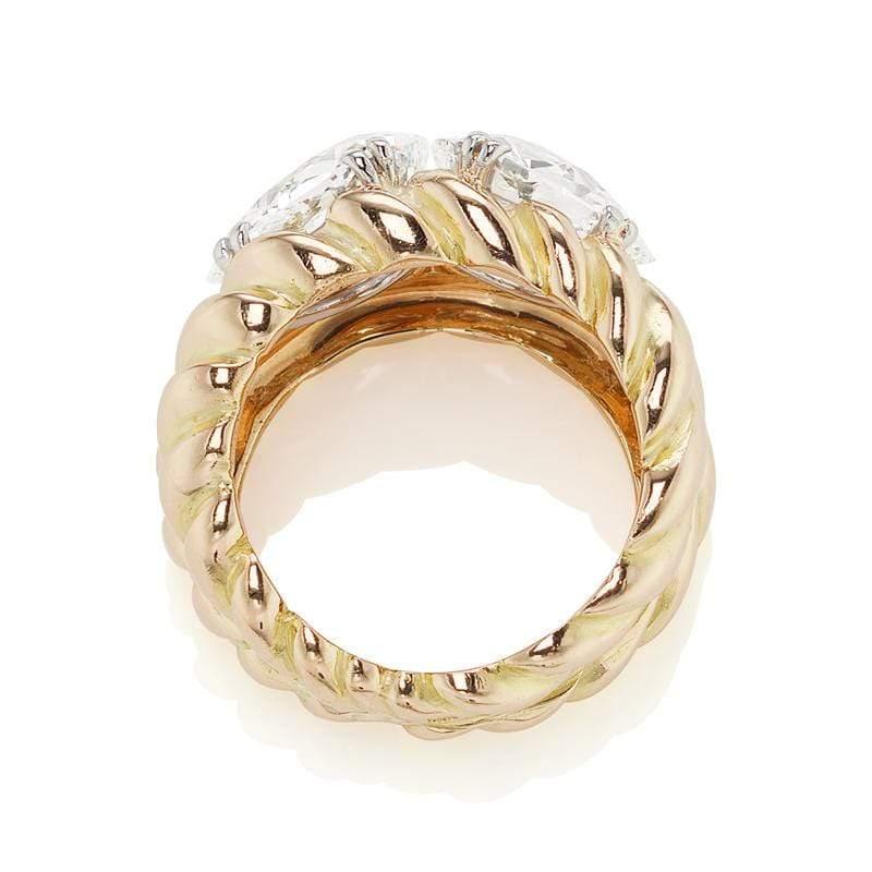 Ring mit Diamant im Birnenschliff von Chaumet Paris Toi et Moi (Art déco) im Angebot