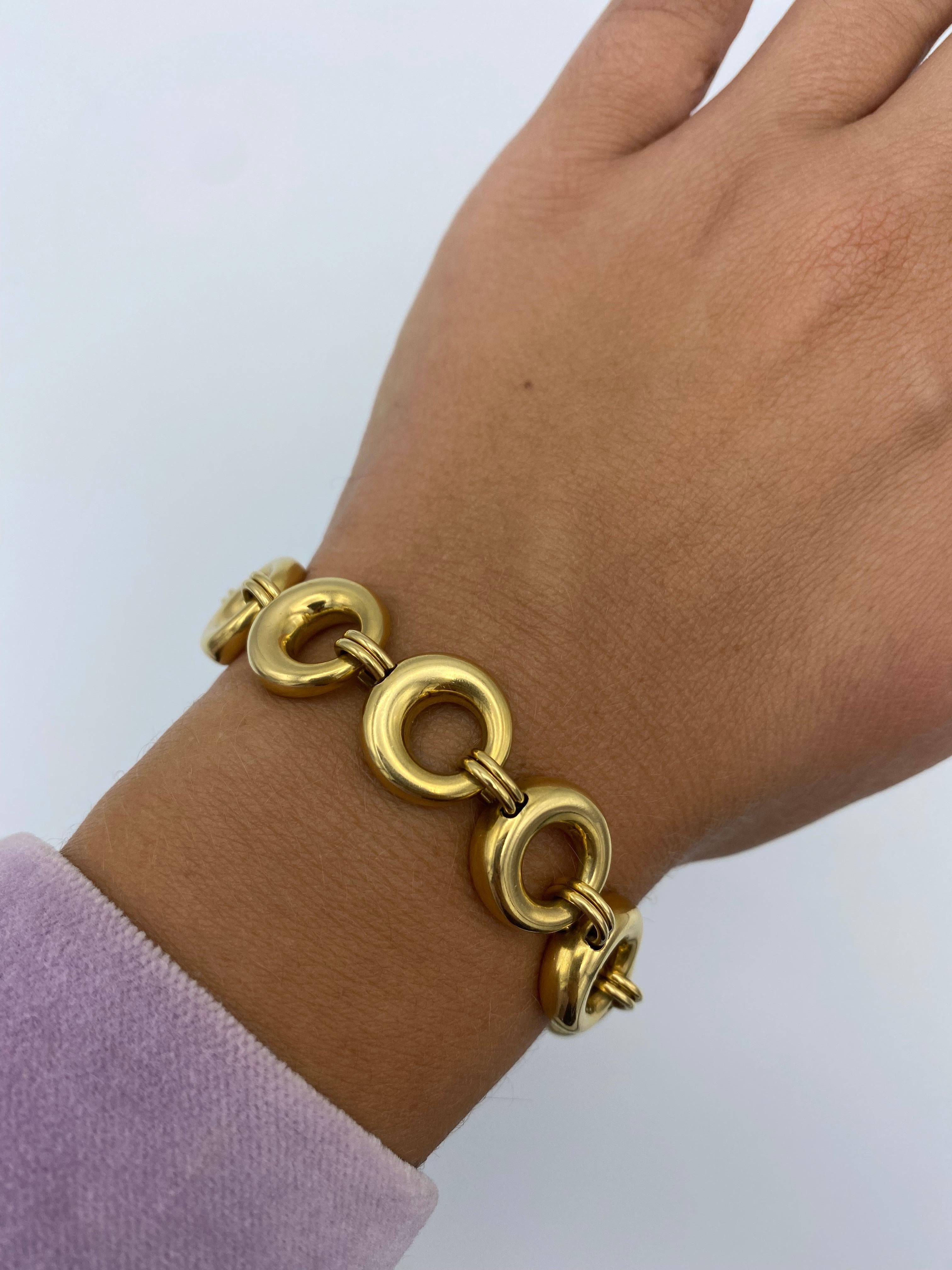 Vintage Chaumet Paris Yellow Gold Link Bracelet and Necklace Set For Sale 3