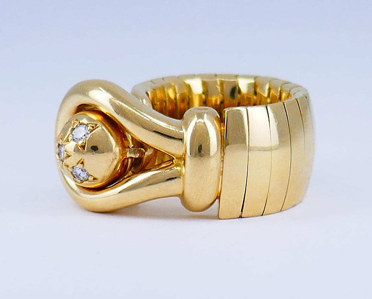 Vintage Chaumet Ring 18k Gold Diamond French Tubogas Estate Jewelry In Excellent Condition In Beverly Hills, CA