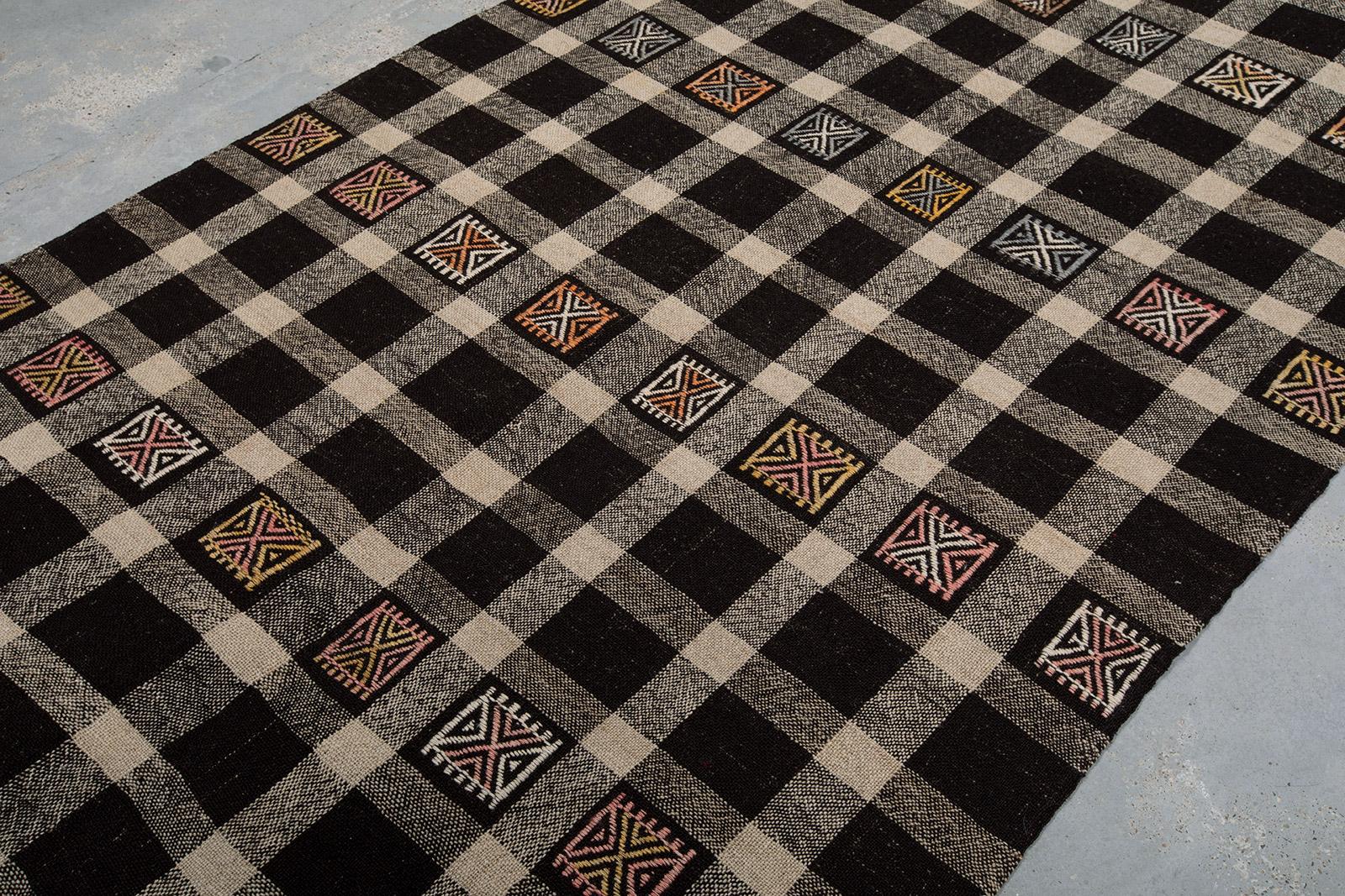 Kilim Vintage Checkered Flat-Weave For Sale