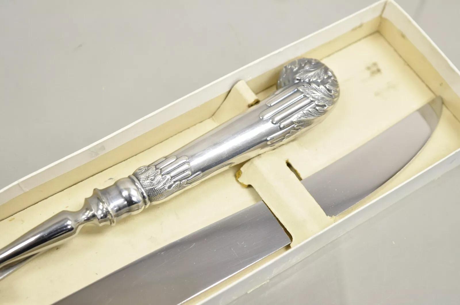 Vintage Cheltenham & Co Stainless Steel Silver Plated Meat Carving Cutlery Set In Good Condition For Sale In Philadelphia, PA