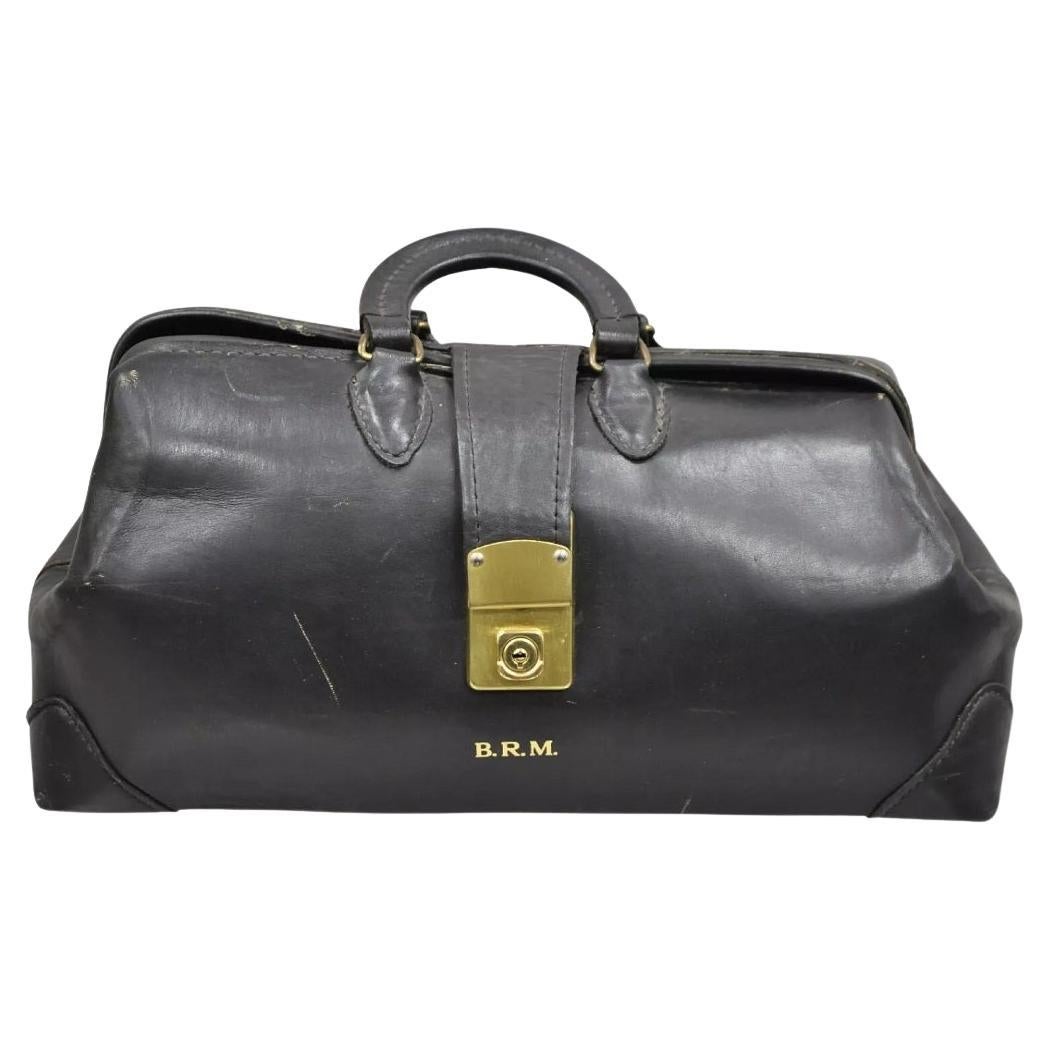 Vintage Cheney England PCI USA 25216 C4 Black Leather Traveling Doctors Bag en vente