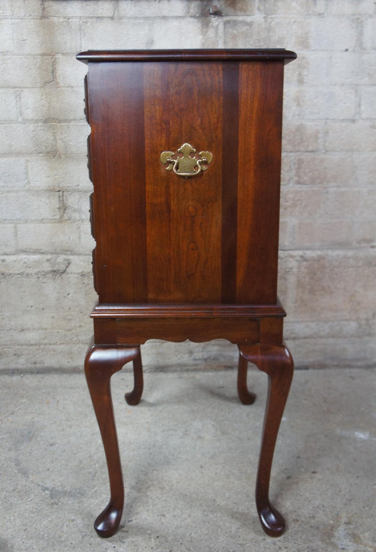 Vintage Cherry Queen Anne 4Drawer Server Silverware Chest at