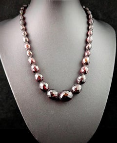 Vintage Cherry red Bakelite beaded necklace, Art Deco