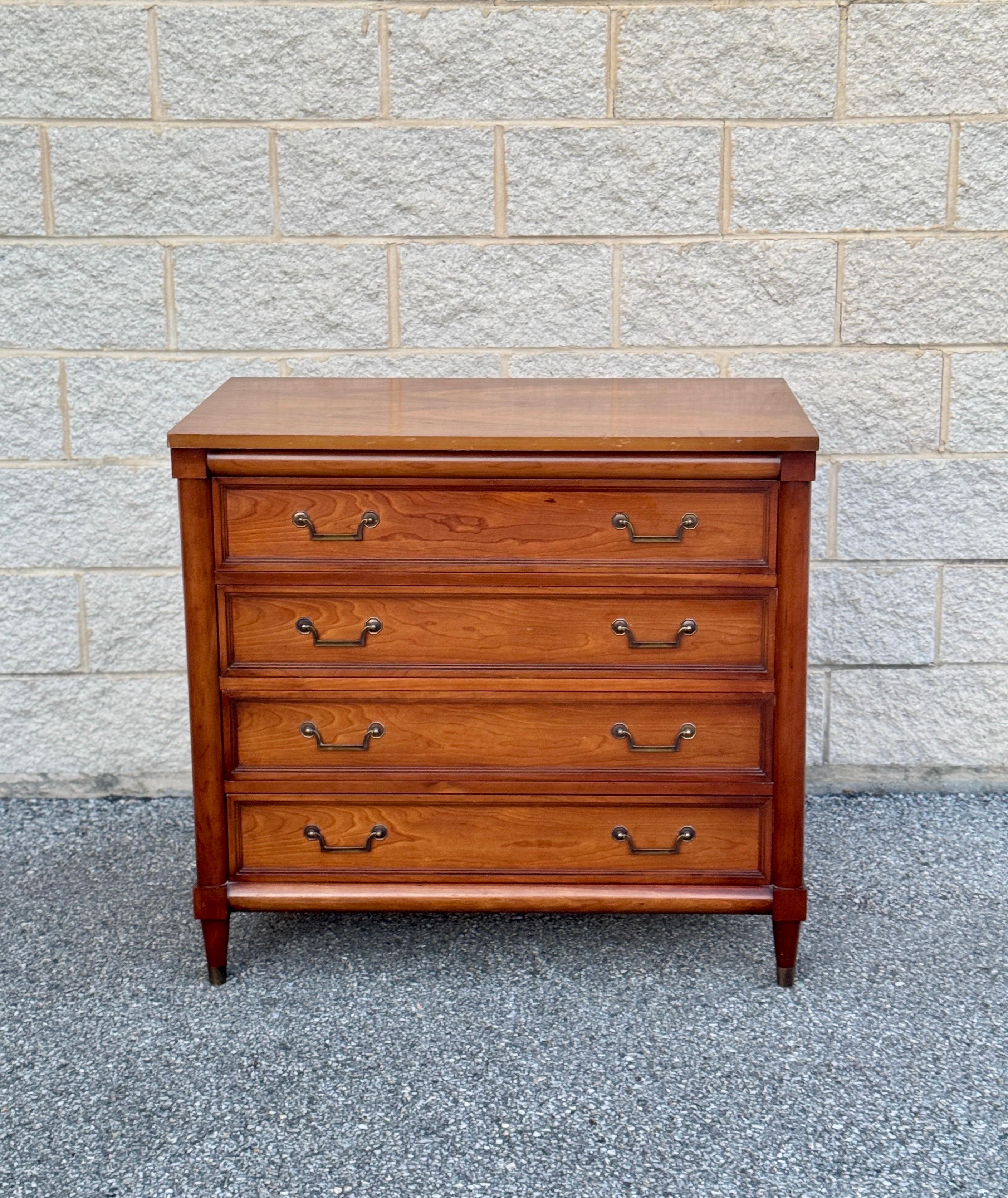 20th Century Vintage Cherry Wood 4-Drawer Dresser With Brass Hardware For Sale
