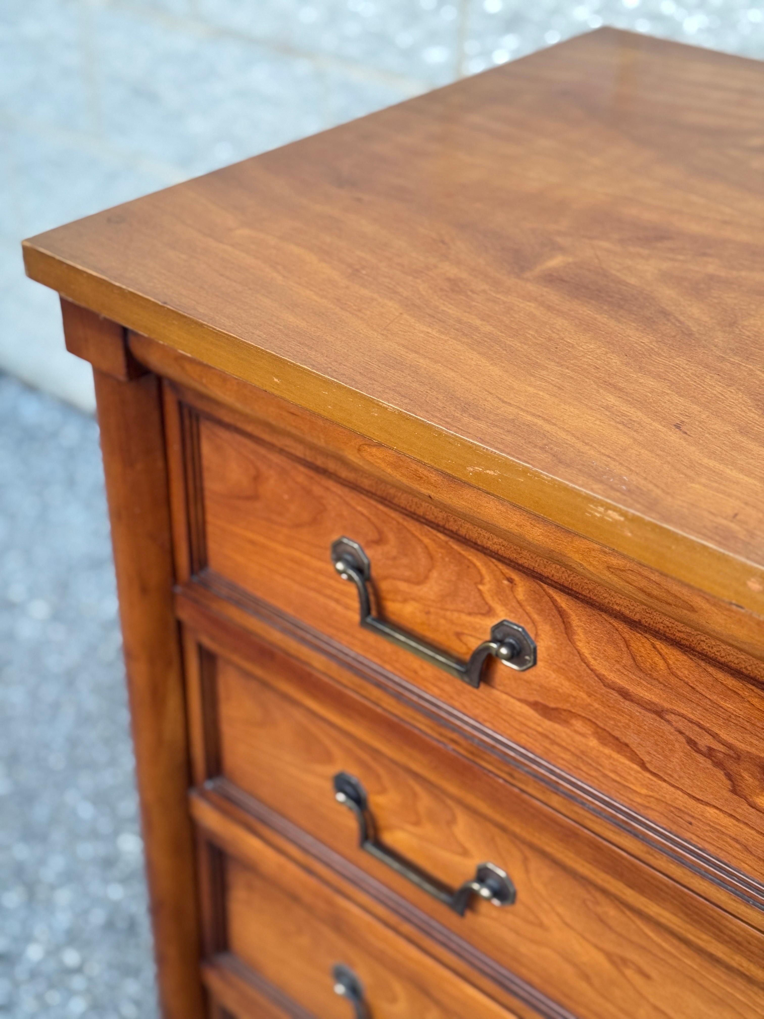 Vintage Cherry Wood 4-Drawer Dresser With Brass Hardware For Sale 3