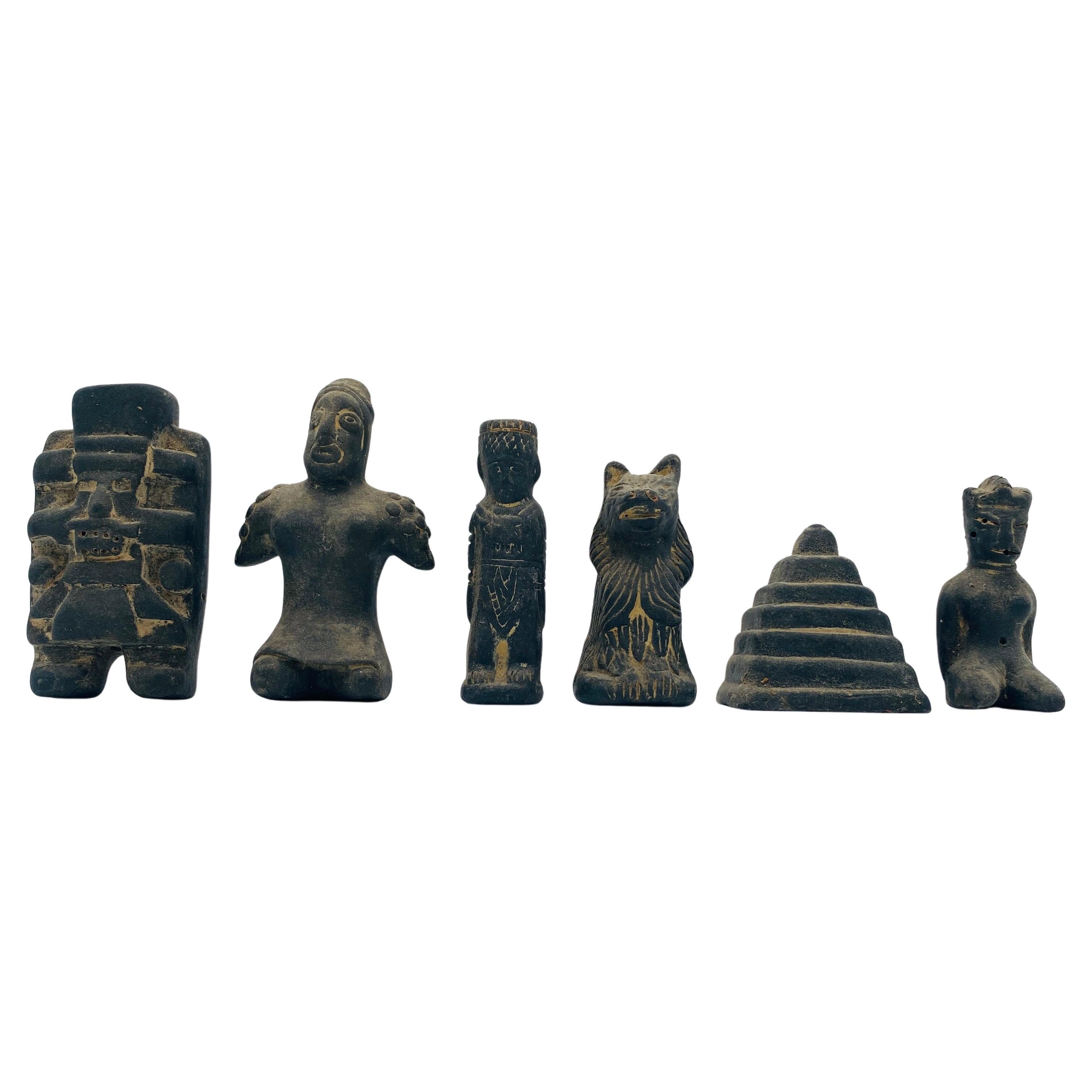Pre-Columbian Vintage Chess Set Terracota Aztec Figurines and Board, 20th Century, Mexico