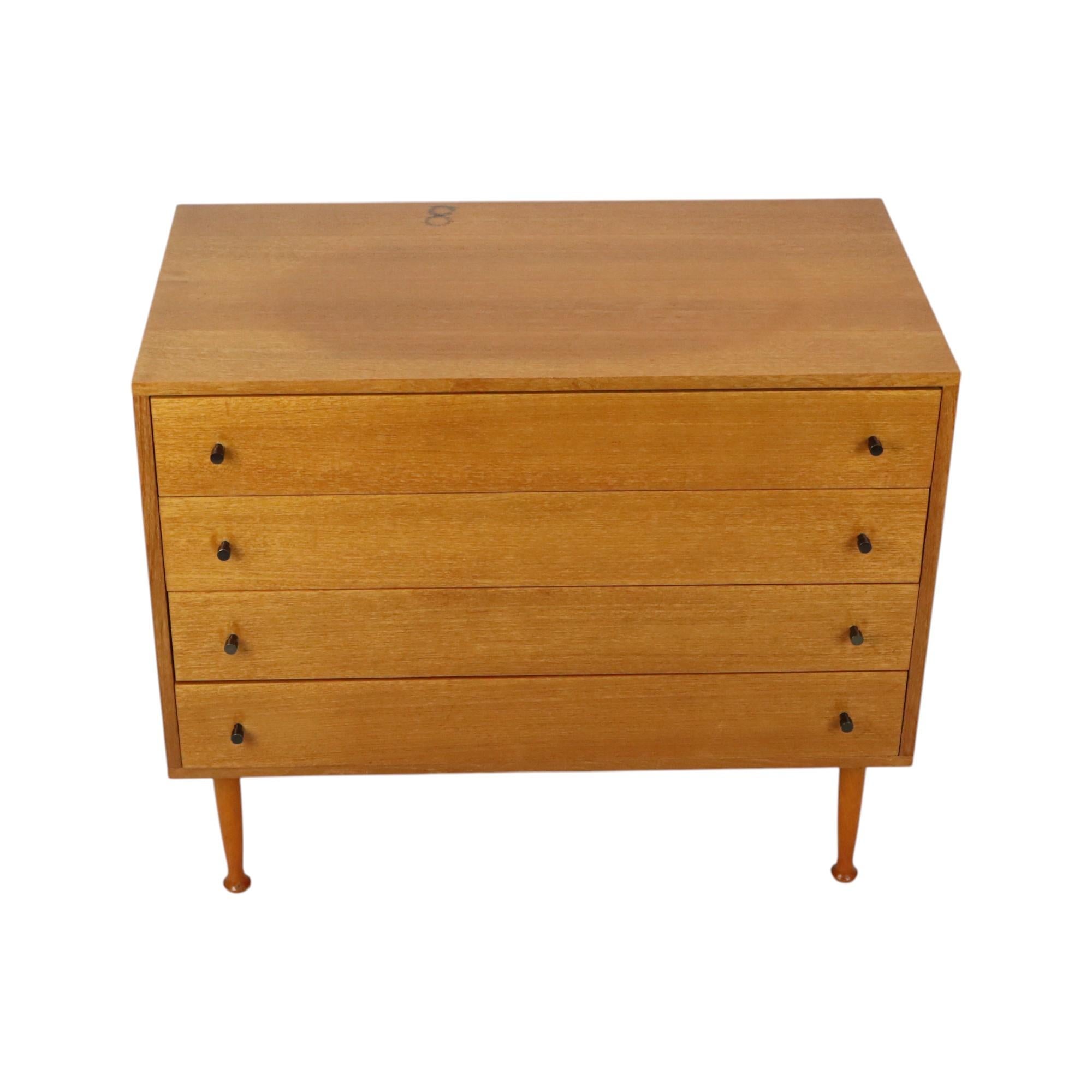 Cómoda Vintage 4 Cajones Estilo Escandinavo Años Sesenta Escandinavo moderno en venta