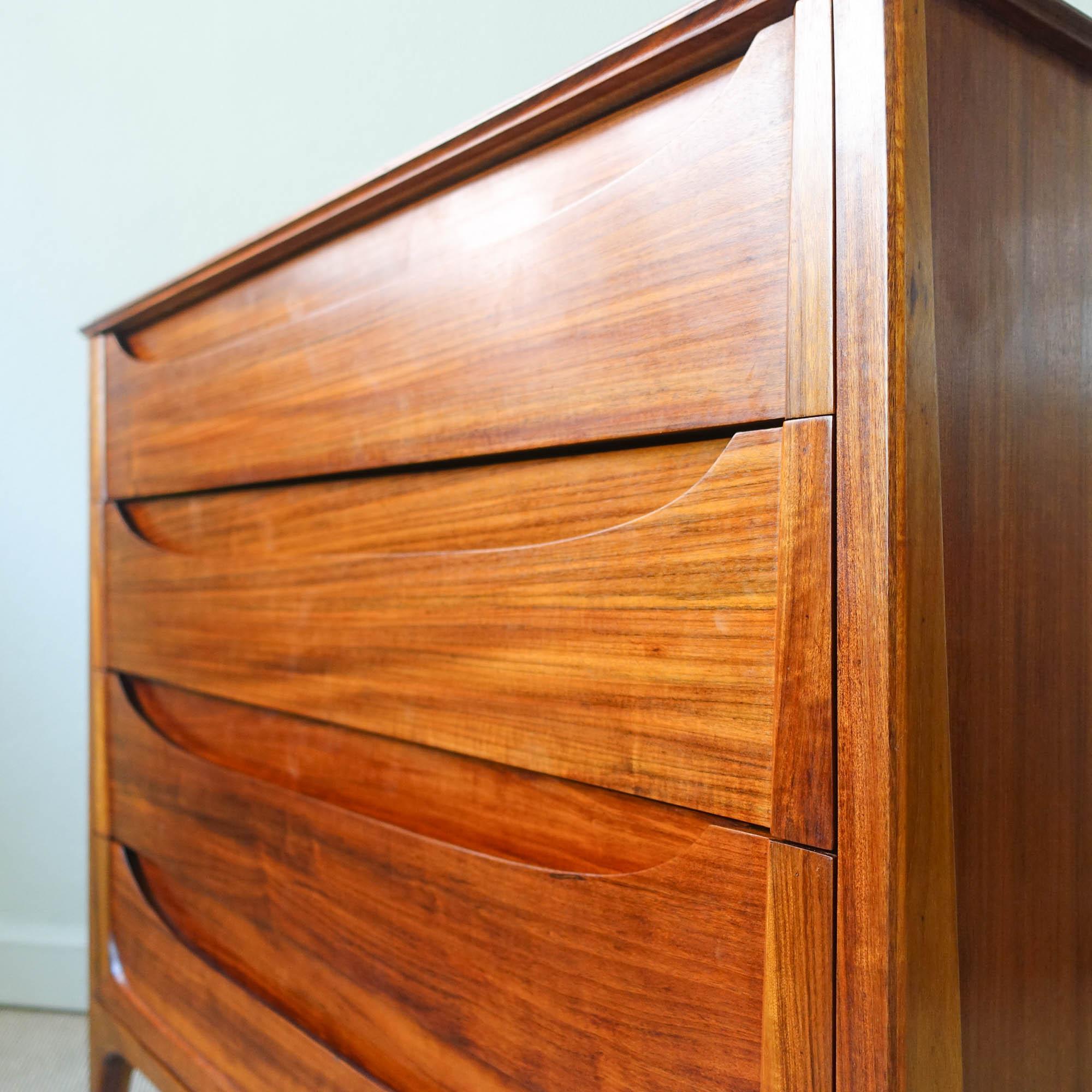 Mid-20th Century Vintage Chest of Drawers by José Cruz de Carvalho for Altamira, 1960’s
