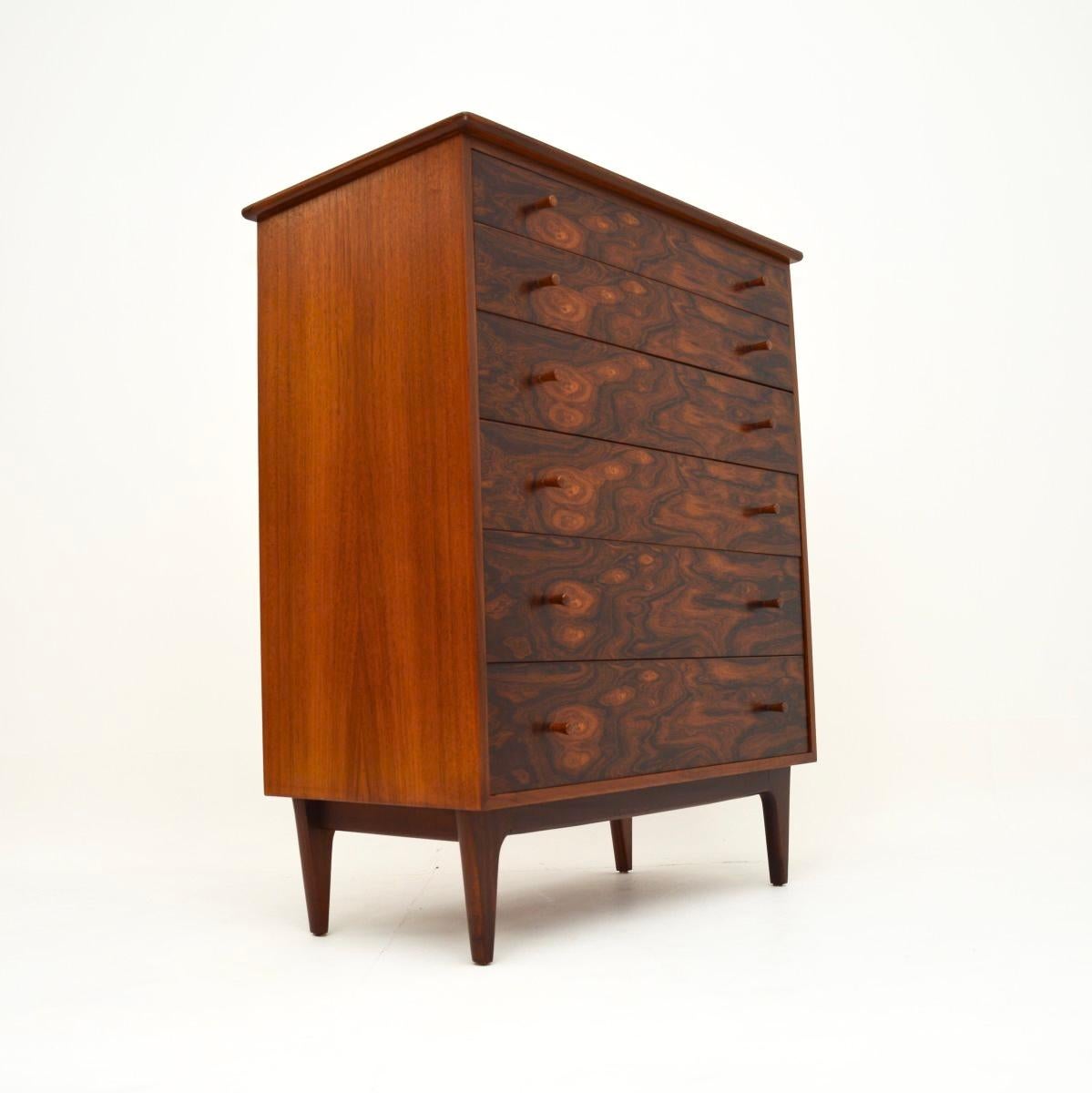 Vintage Chest of Drawers by Younger In Good Condition For Sale In London, GB