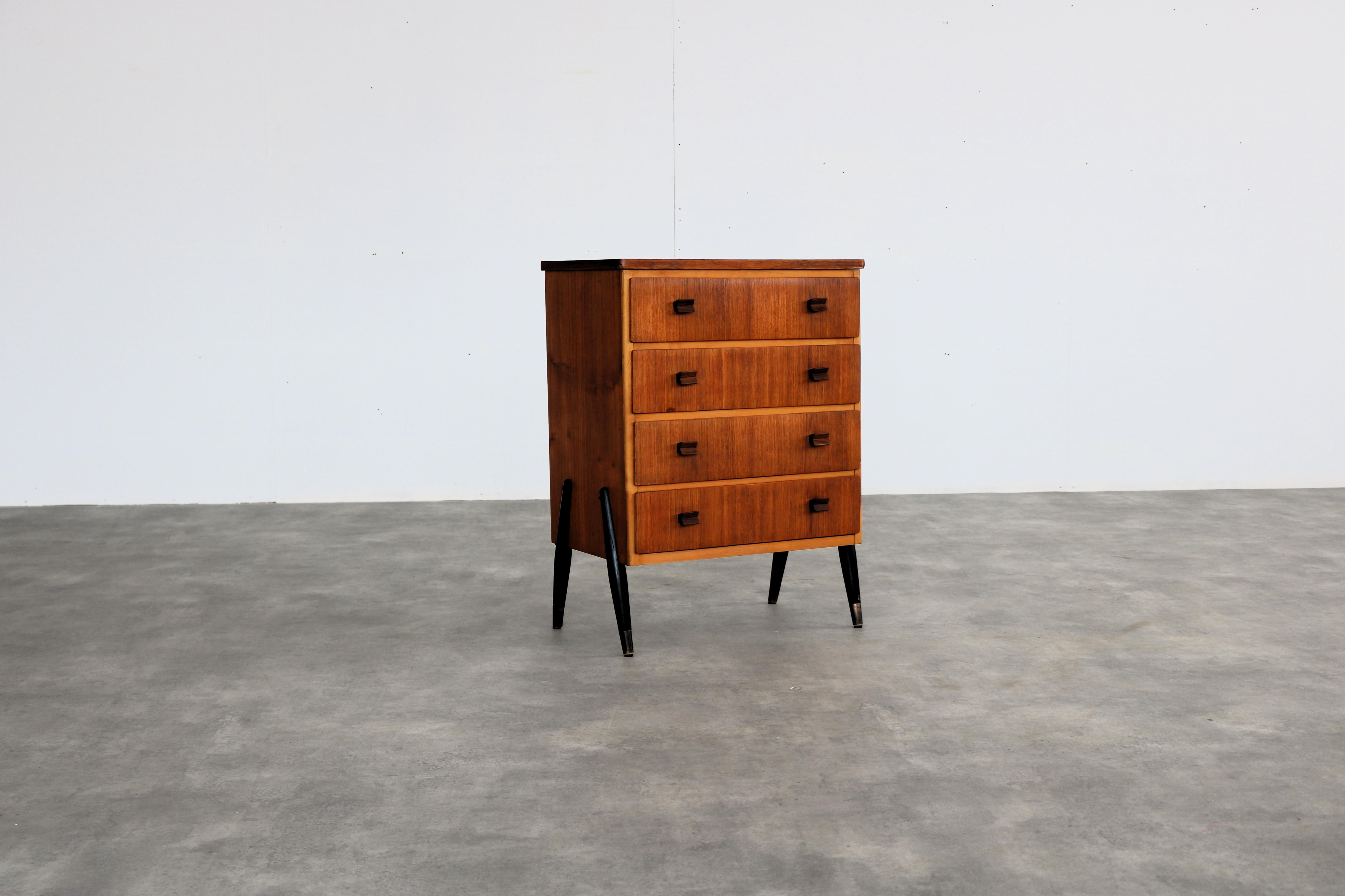 vintage chest of drawers  cabinet  1960s  Danish

period  1960s
design  unknown  Denmark
condition  good  minor signs of use
size  70 x 52 x 33 (hxbxd) 

details  teak;

item number  2814