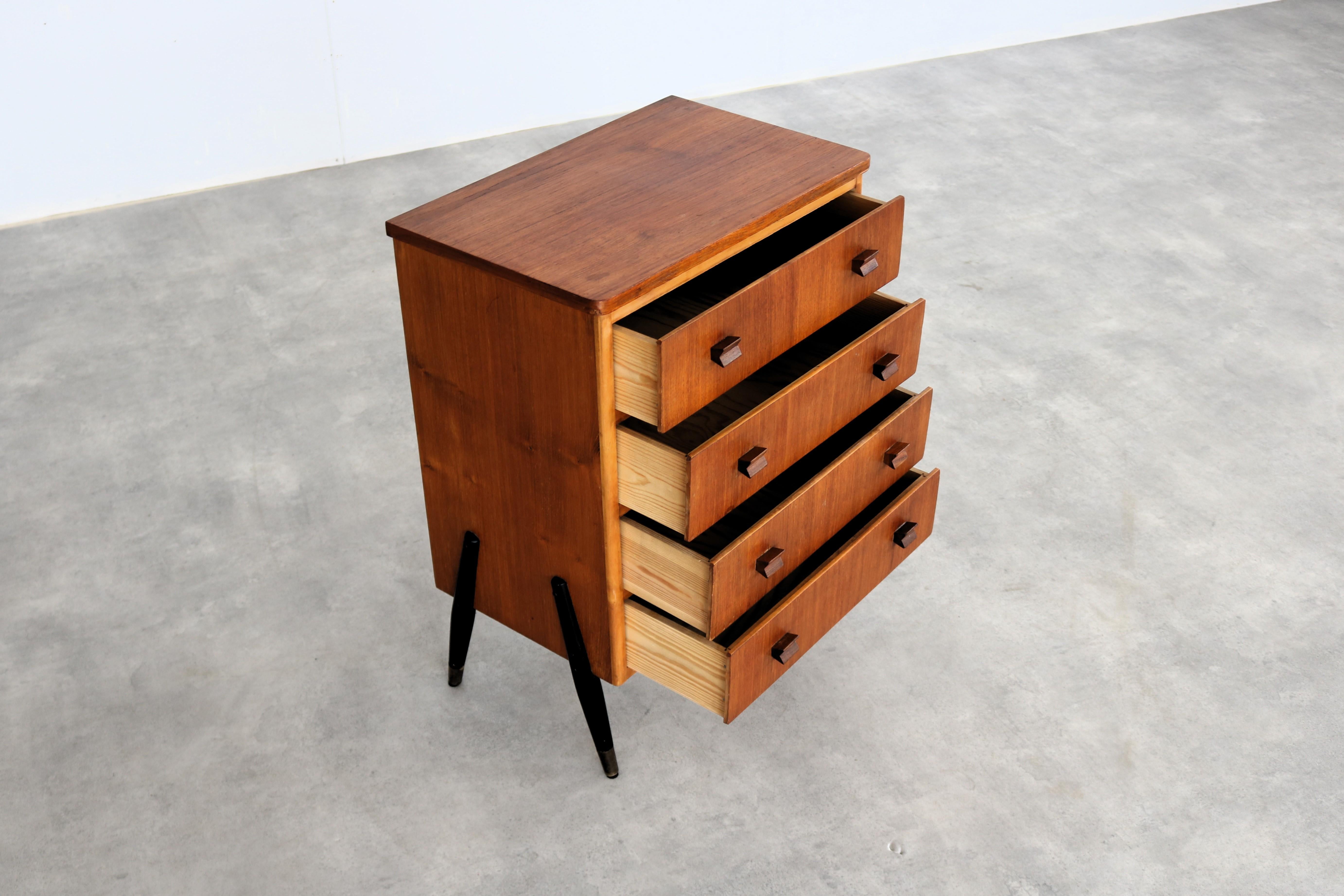 vintage kommode  Schrank  1960s  Dänisch im Angebot 3