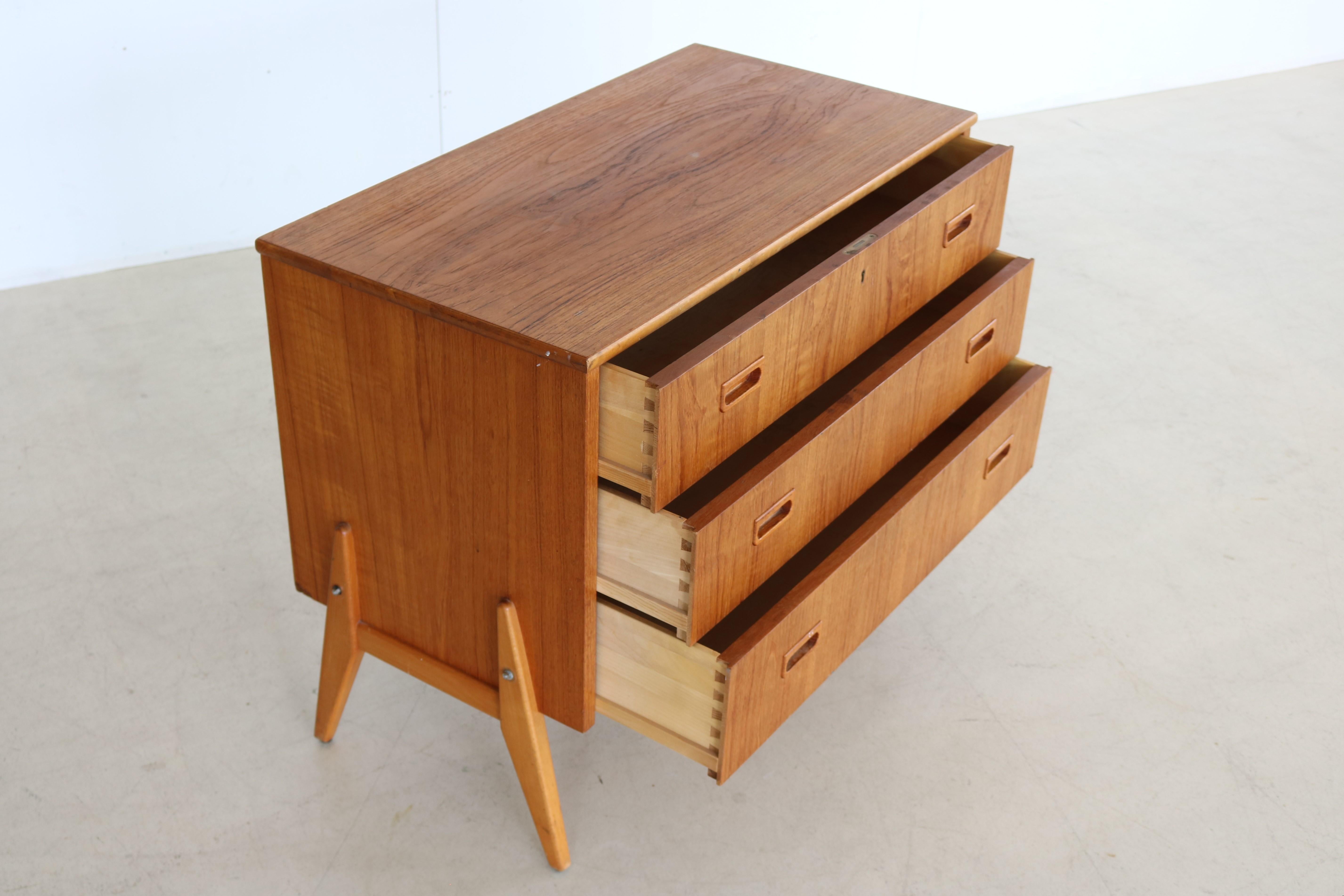 vintage chest of drawers  cabinet  60s  Sweden 2