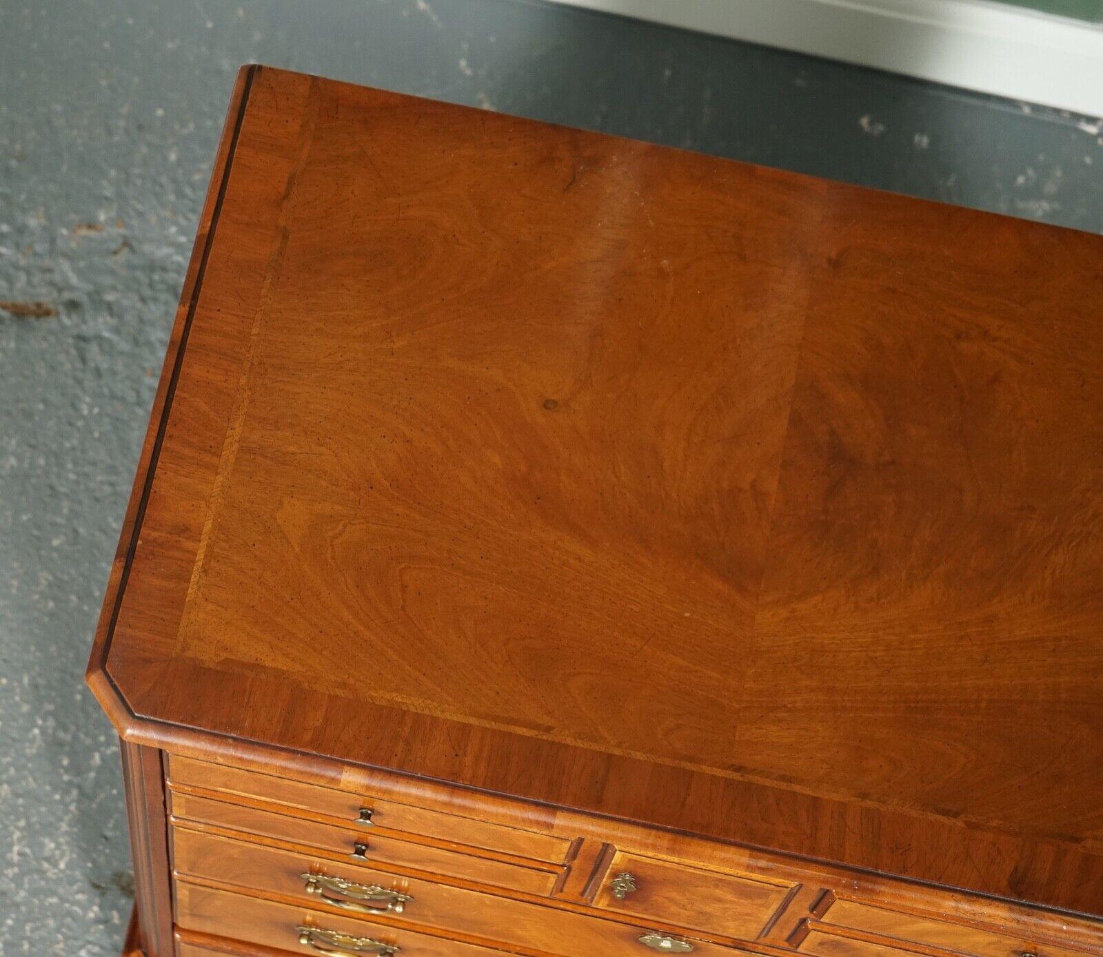 Vintage Chest of Drawers Looking Walnut TV Plasma Hi Fi Stereo Cabinet 2