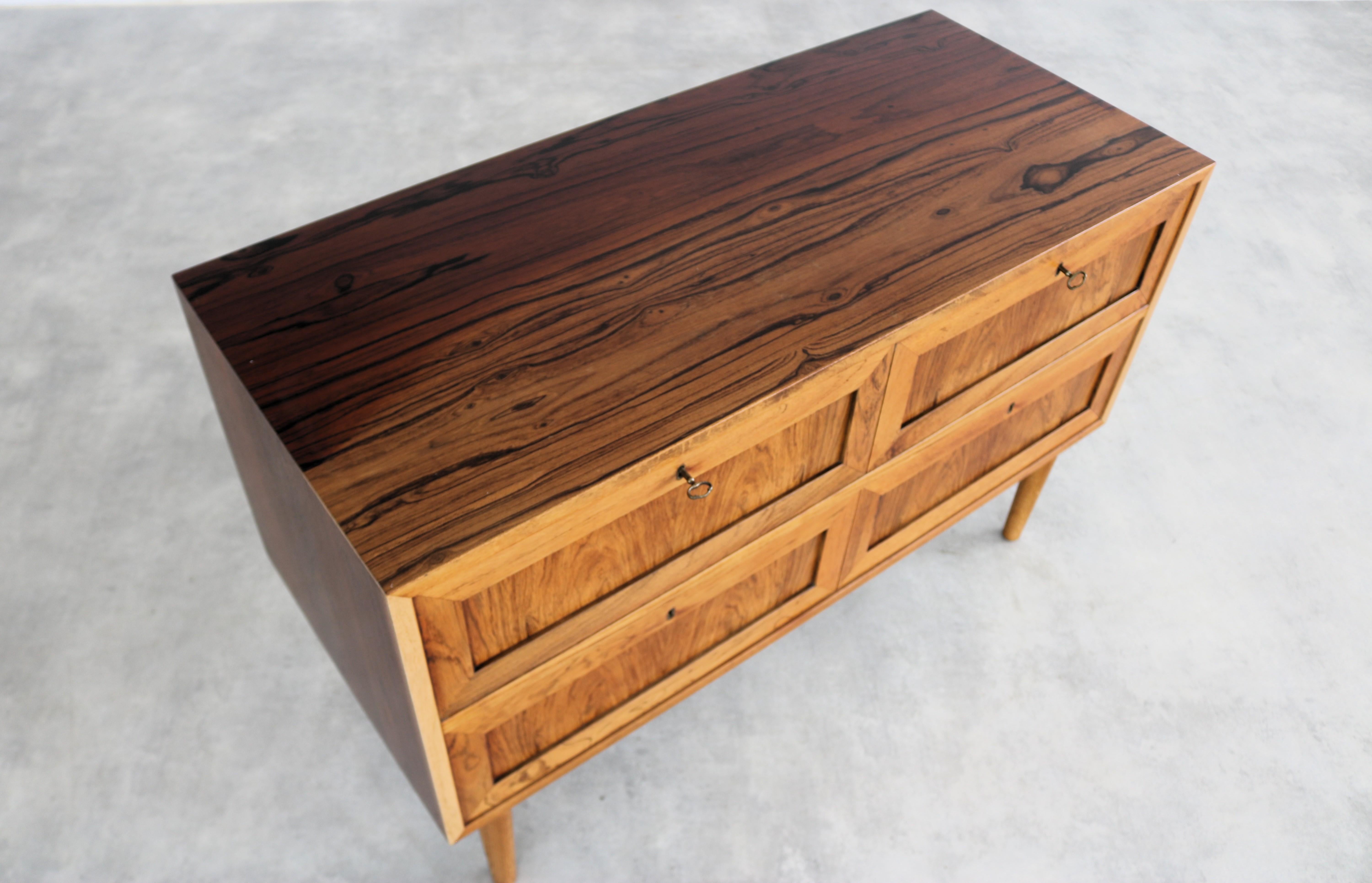 cómoda vintage  aparador  1960s  Danés Madera en venta