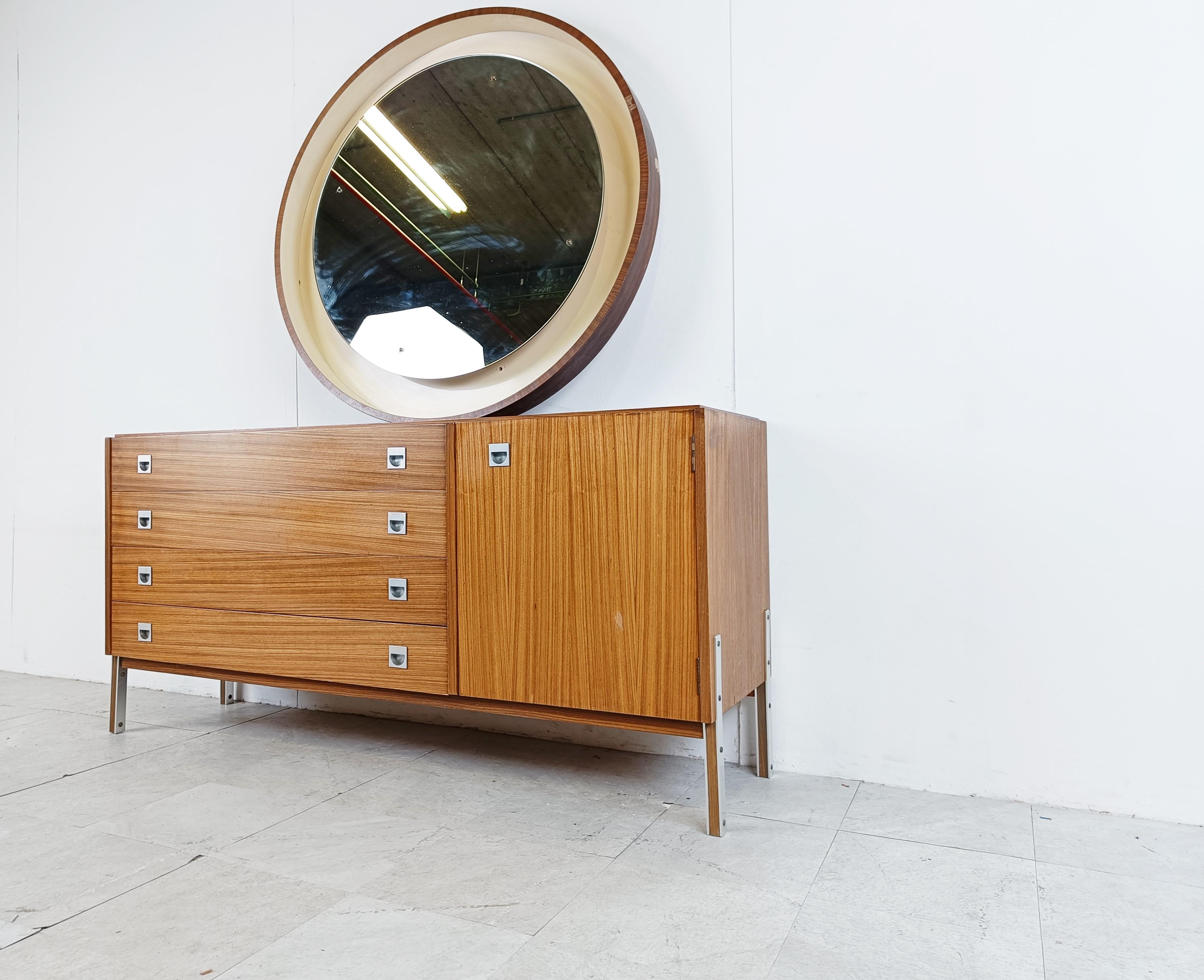 Vintage Chest of Drawers with Mirror, 1960s In Good Condition In HEVERLEE, BE