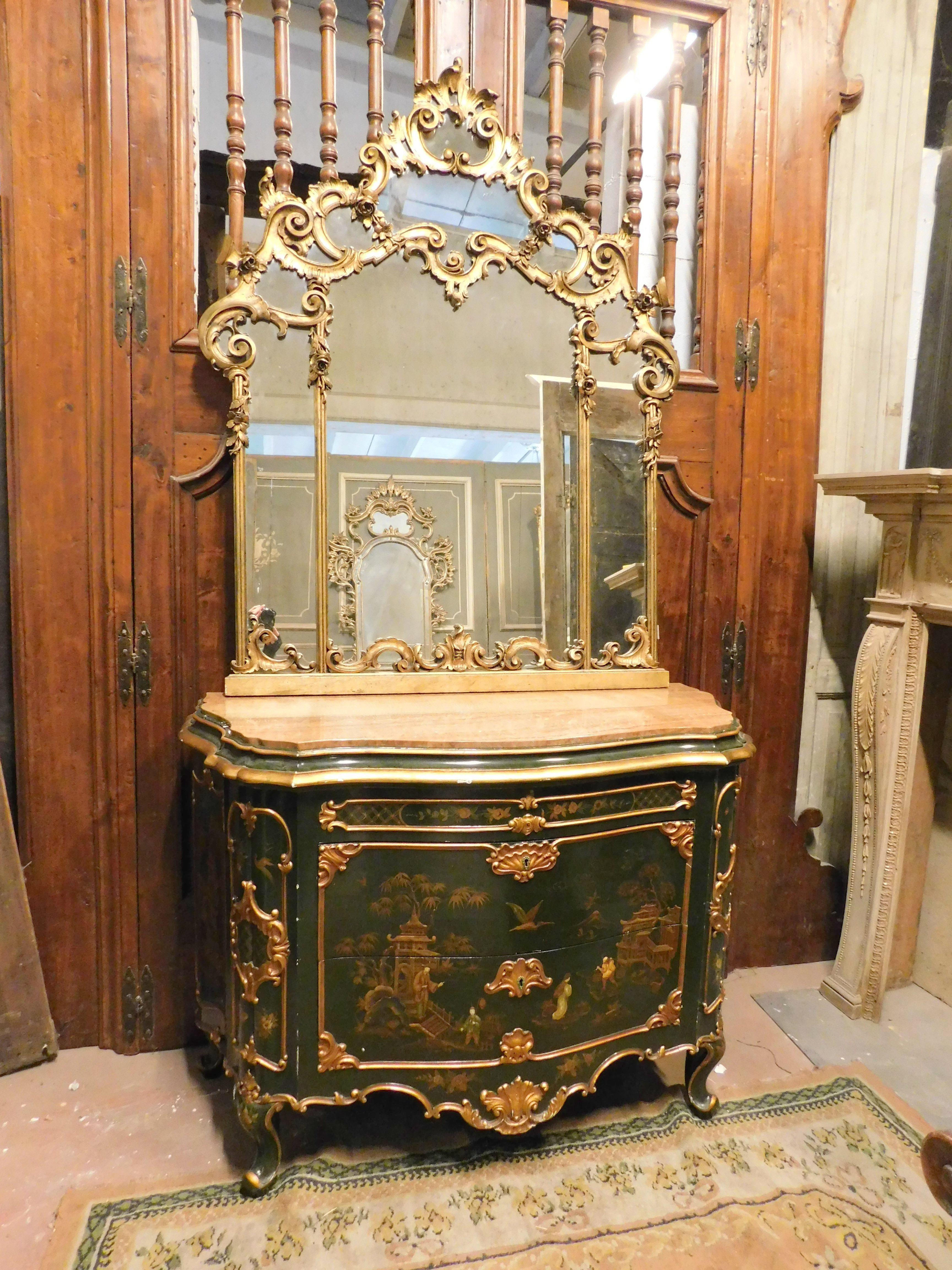Italian vintage chest of drawers with mirror, gilded with painted chinoiserie, Italy For Sale