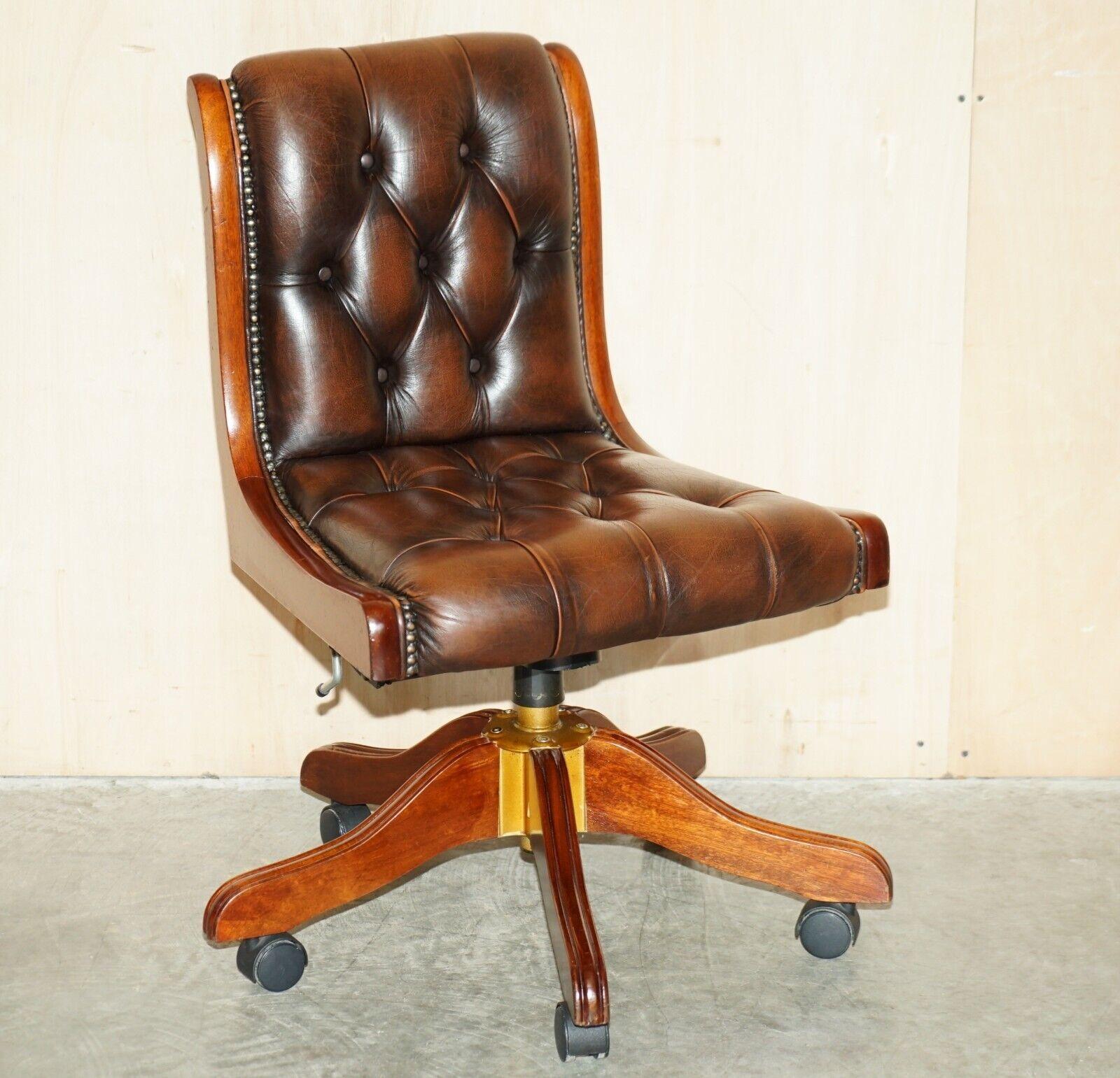Vintage Chesterfield Leather and Mahogany Framed Office Desk Chair 7