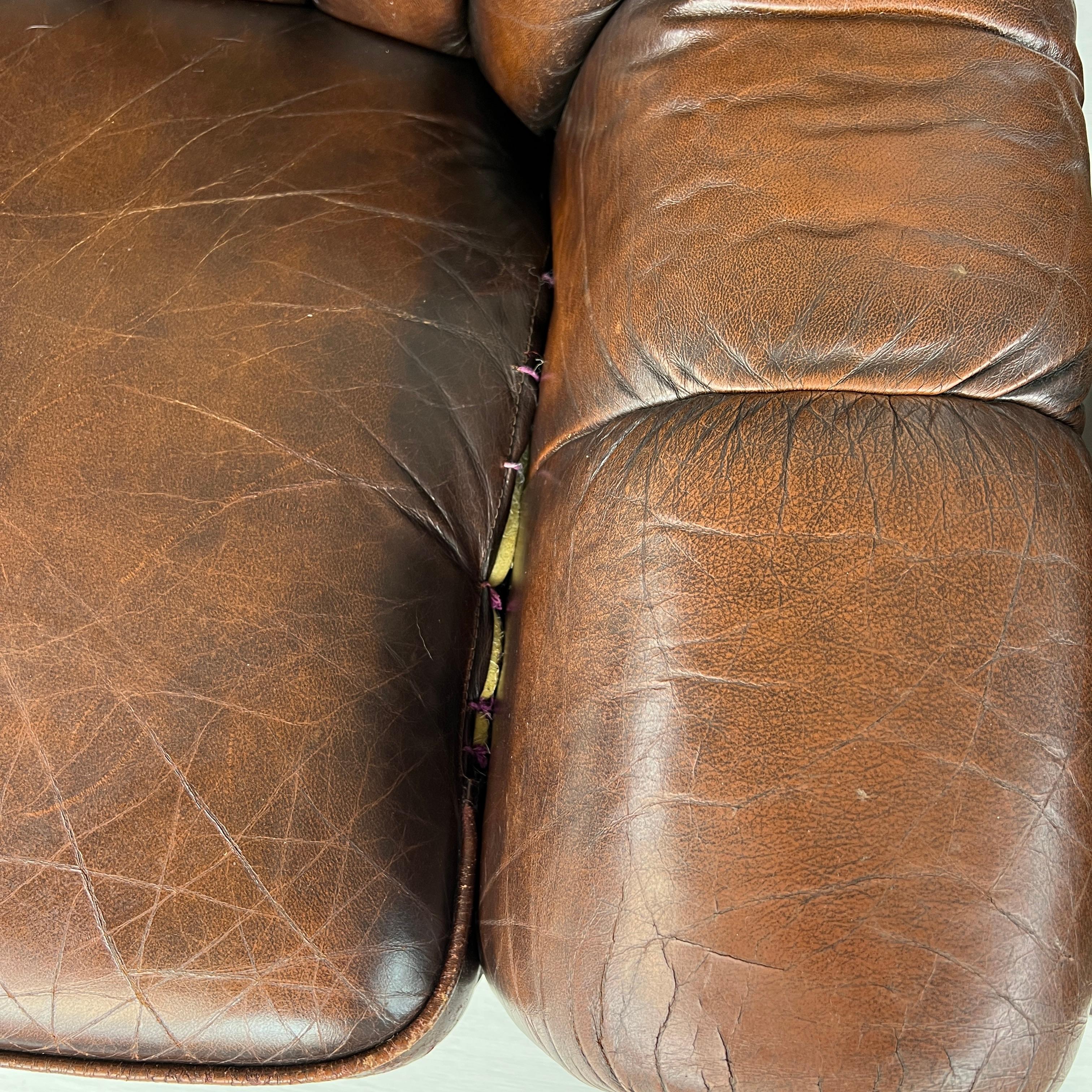 Sillones Chesterfield Vintage de cuero - Pareja en venta 5
