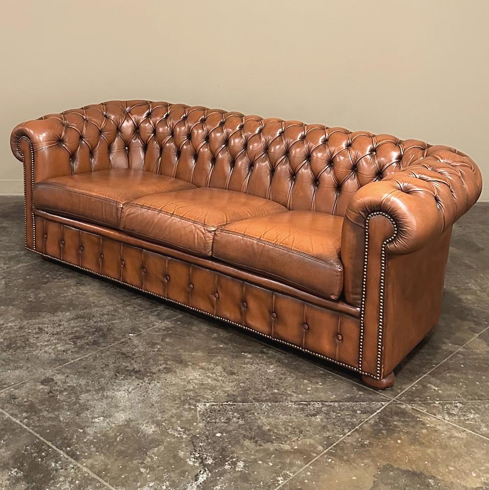 Mid-Century Modern Vintage Chesterfield Leather Lounge Sofa, Club Sofa