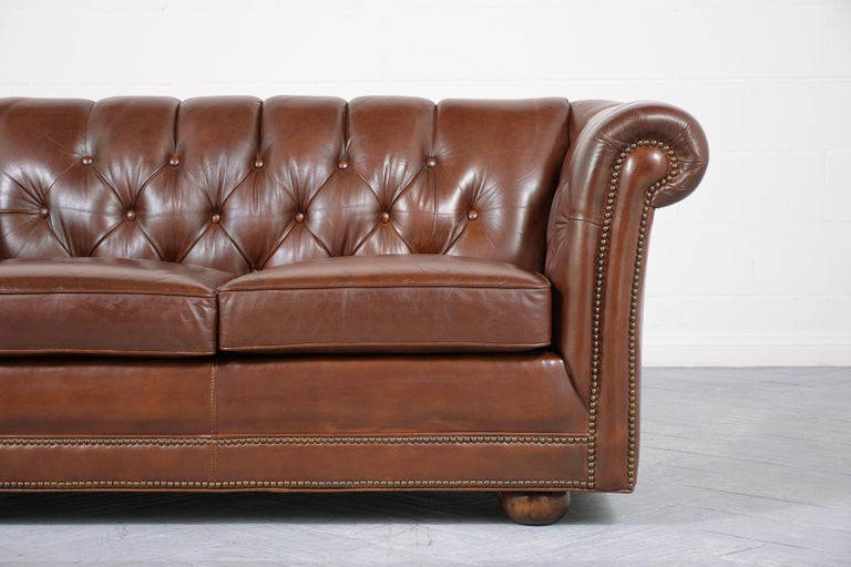 Vintage Brown Leather Chesterfield Sofa In Good Condition For Sale In Los Angeles, CA