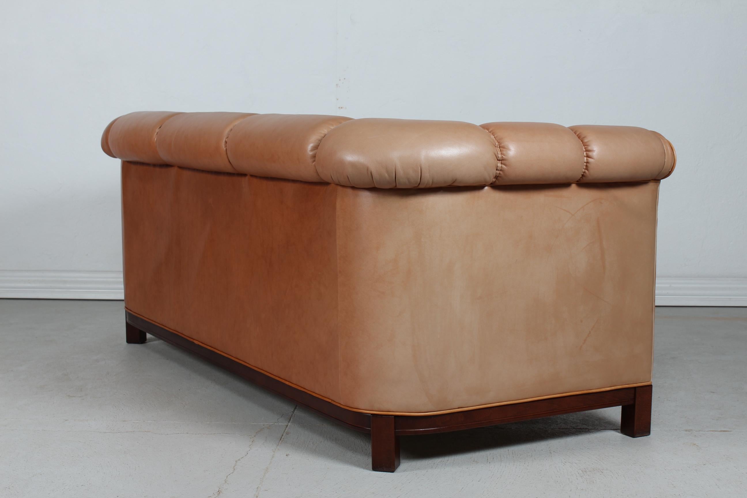 Vintage Chesterfield Sofa and Couch Cognac Leather and Mahogany Frame, 1970s For Sale 2