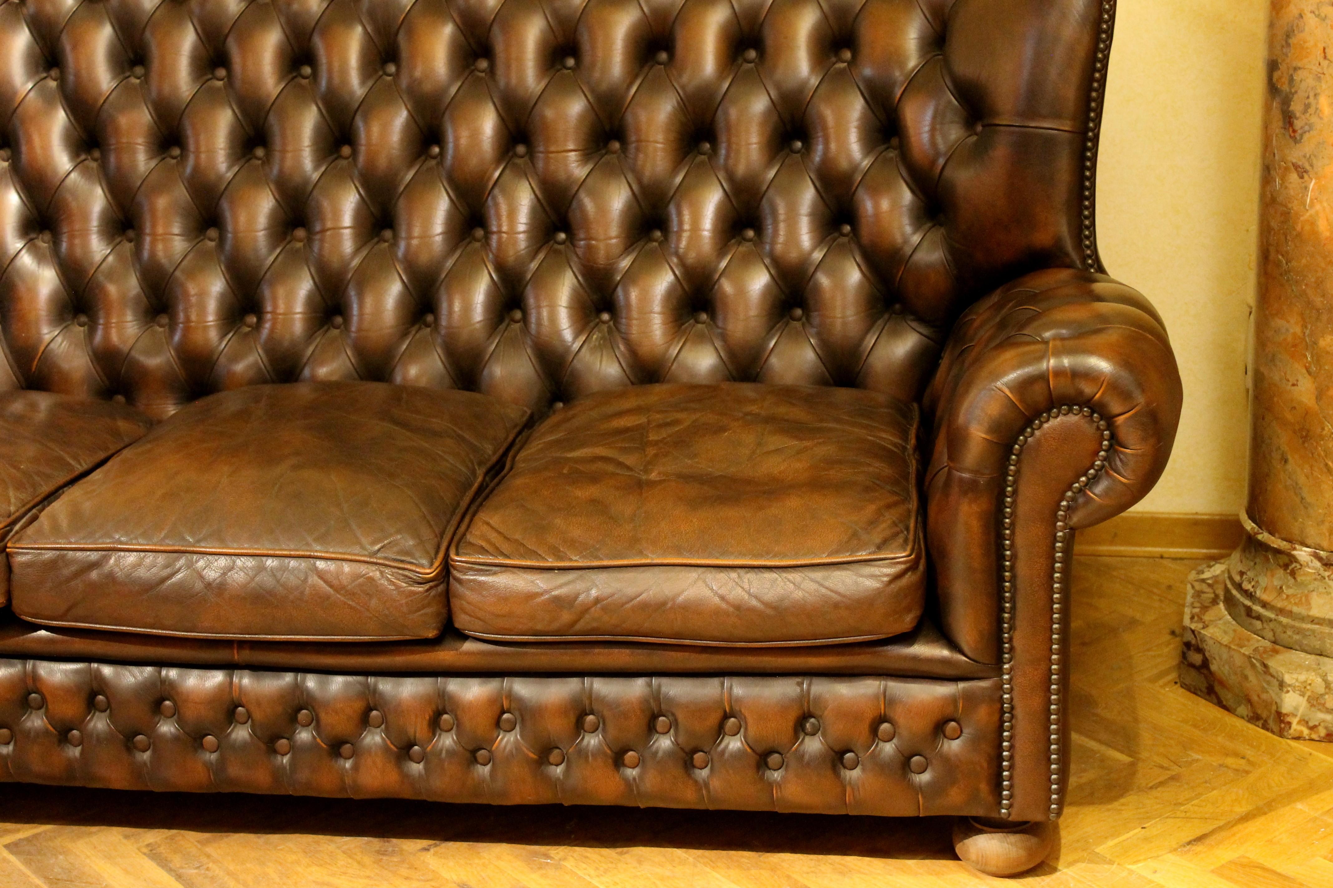 Vintage Chesterfield Sofa Brown Leather High Back Three Seats and Button Tufted 5