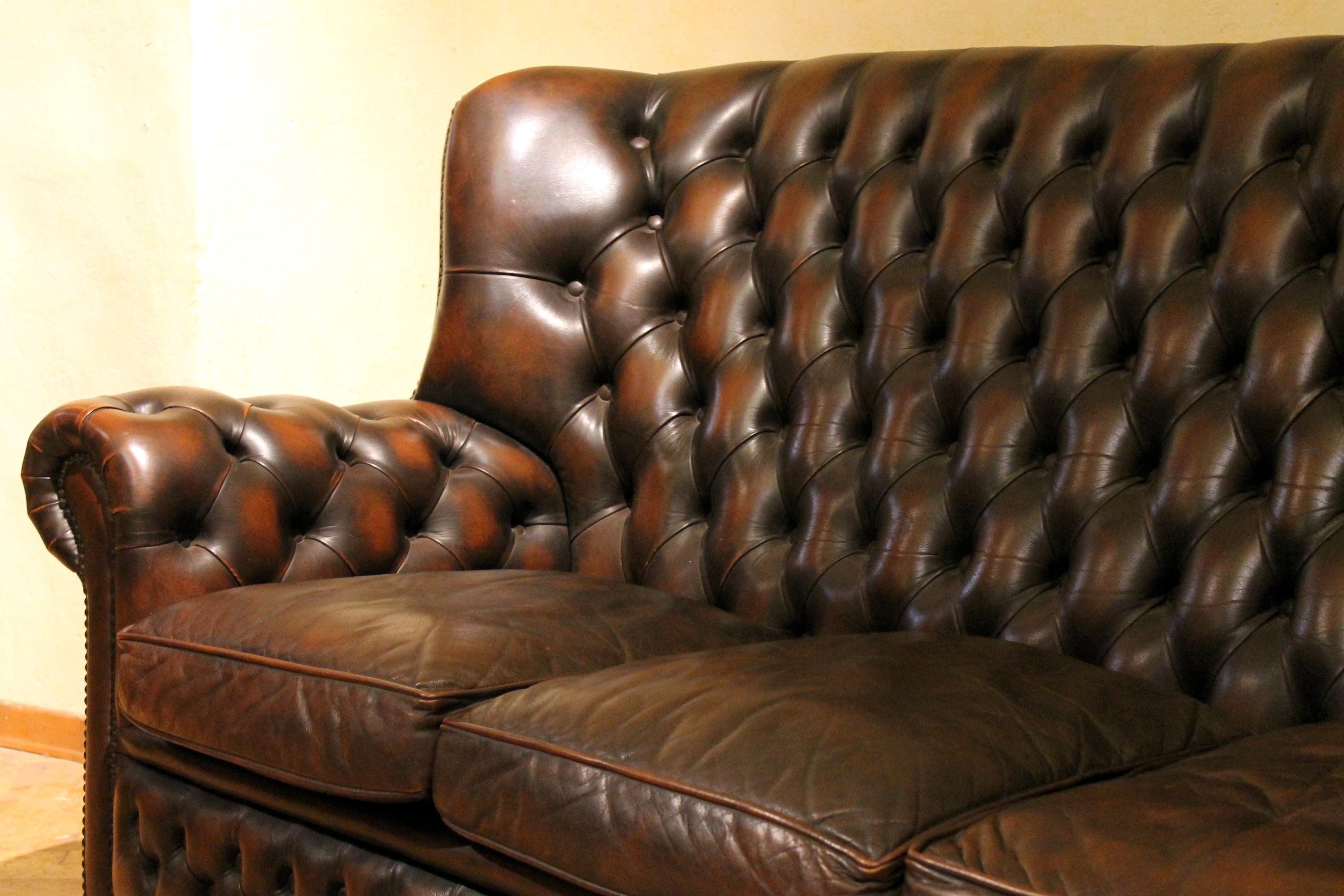 Vintage Chesterfield Sofa Brown Leather High Back Three Seats and Button Tufted 6