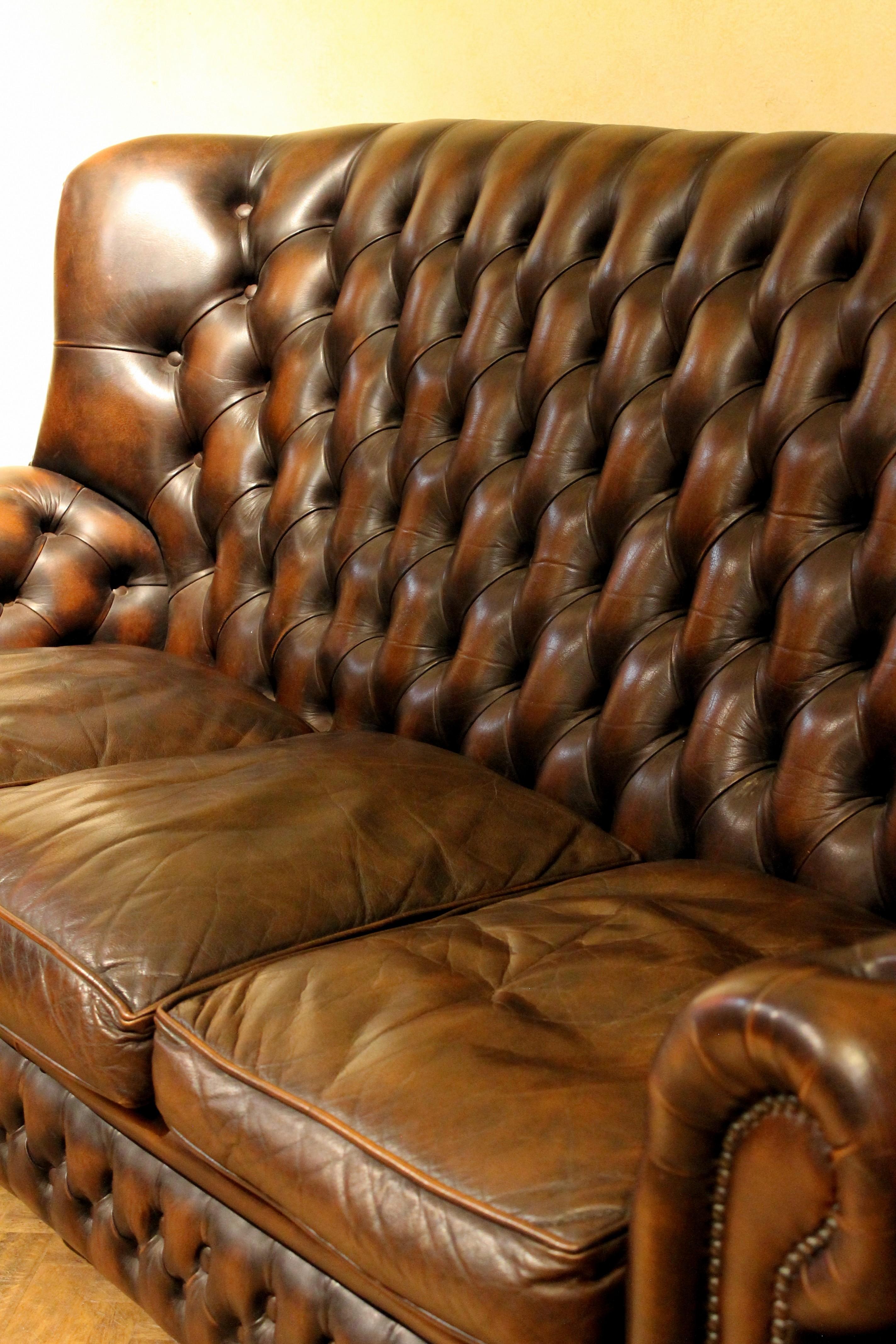 Vintage Chesterfield Sofa Brown Leather High Back Three Seats and Button Tufted 9