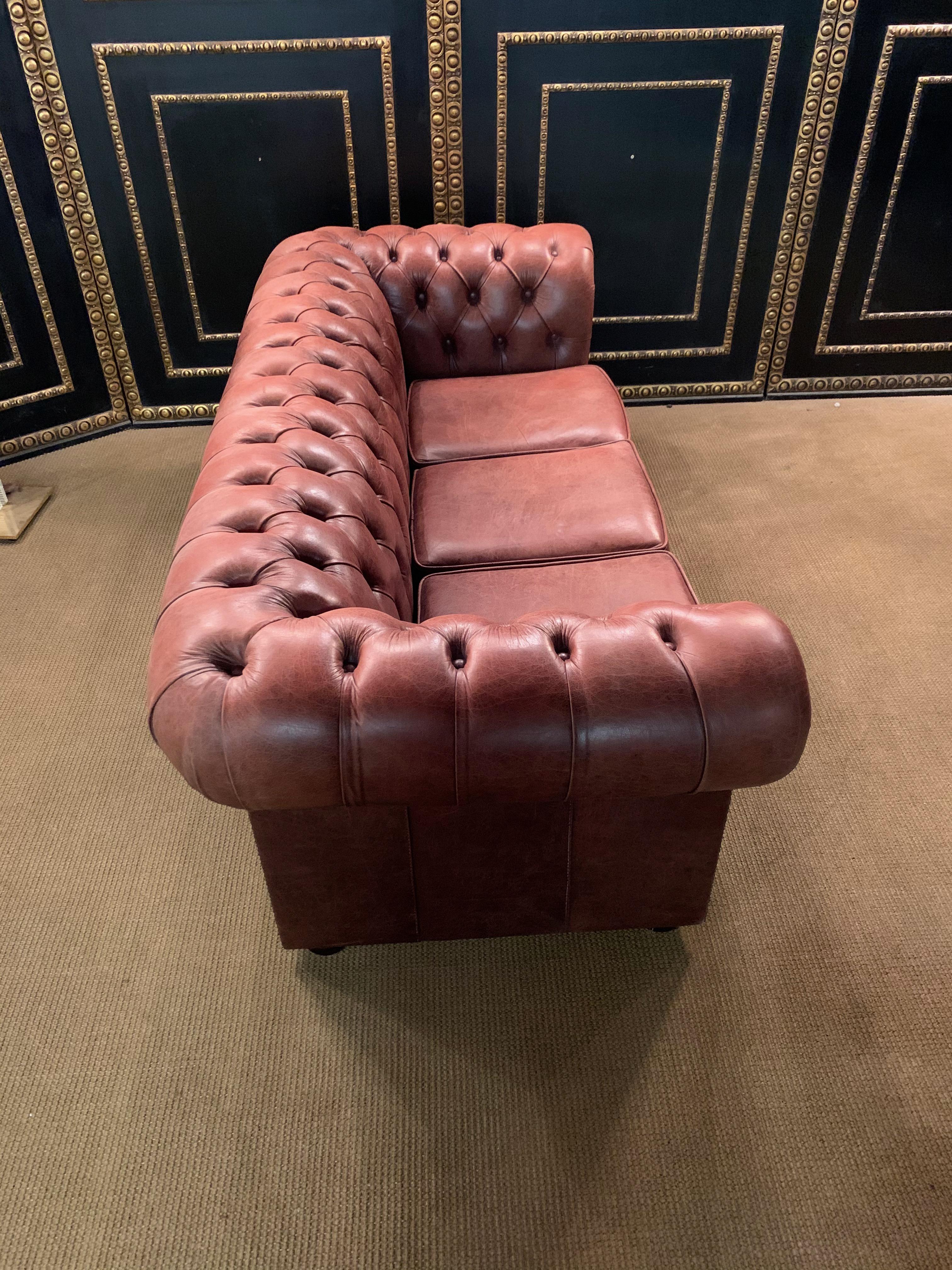 Vintage Chesterfield Sofa Cognac / brown Leather Mounted with Numerous Buttons For Sale 6