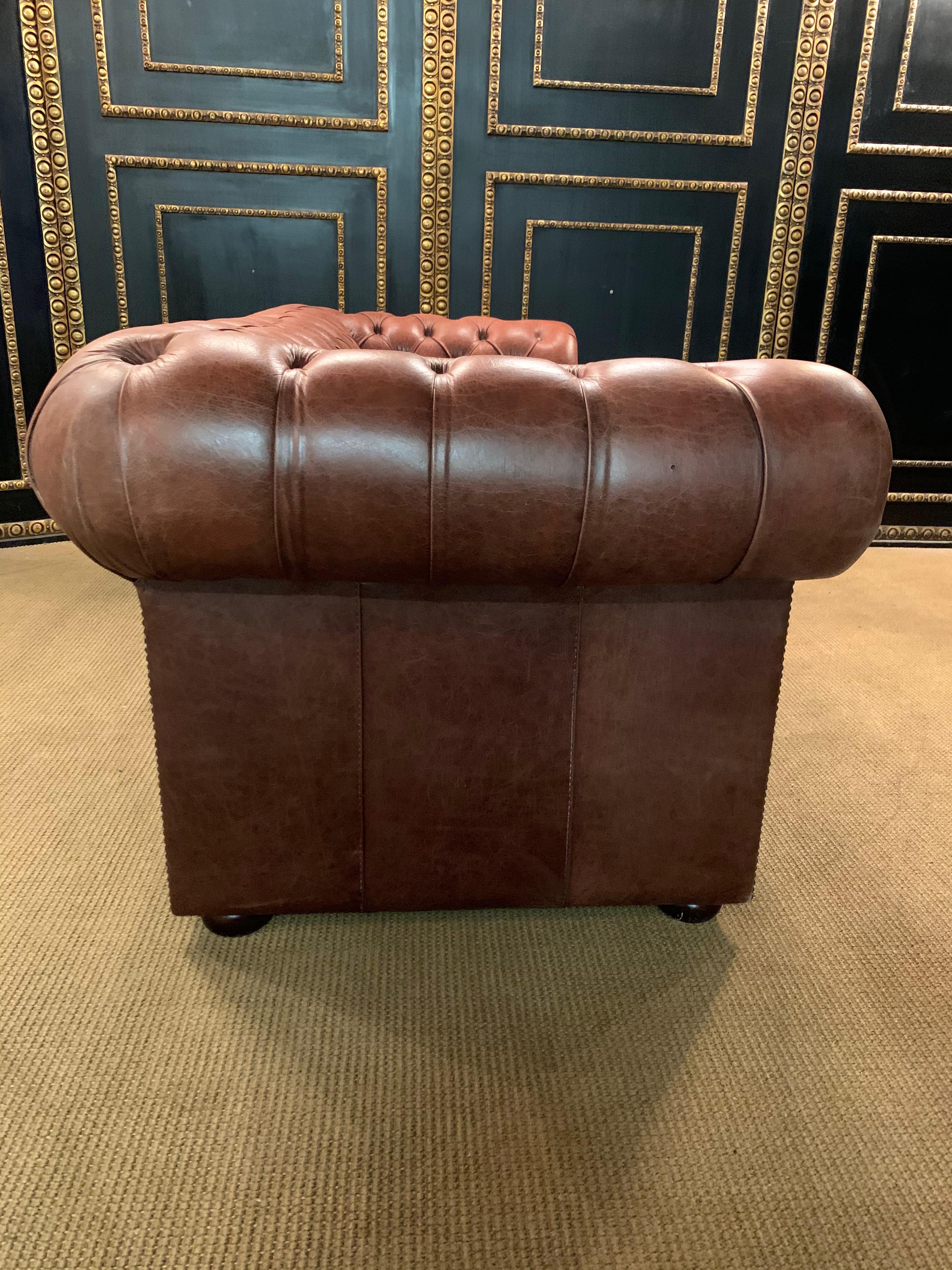 Vintage Chesterfield Sofa Cognac / brown Leather Mounted with Numerous Buttons For Sale 8