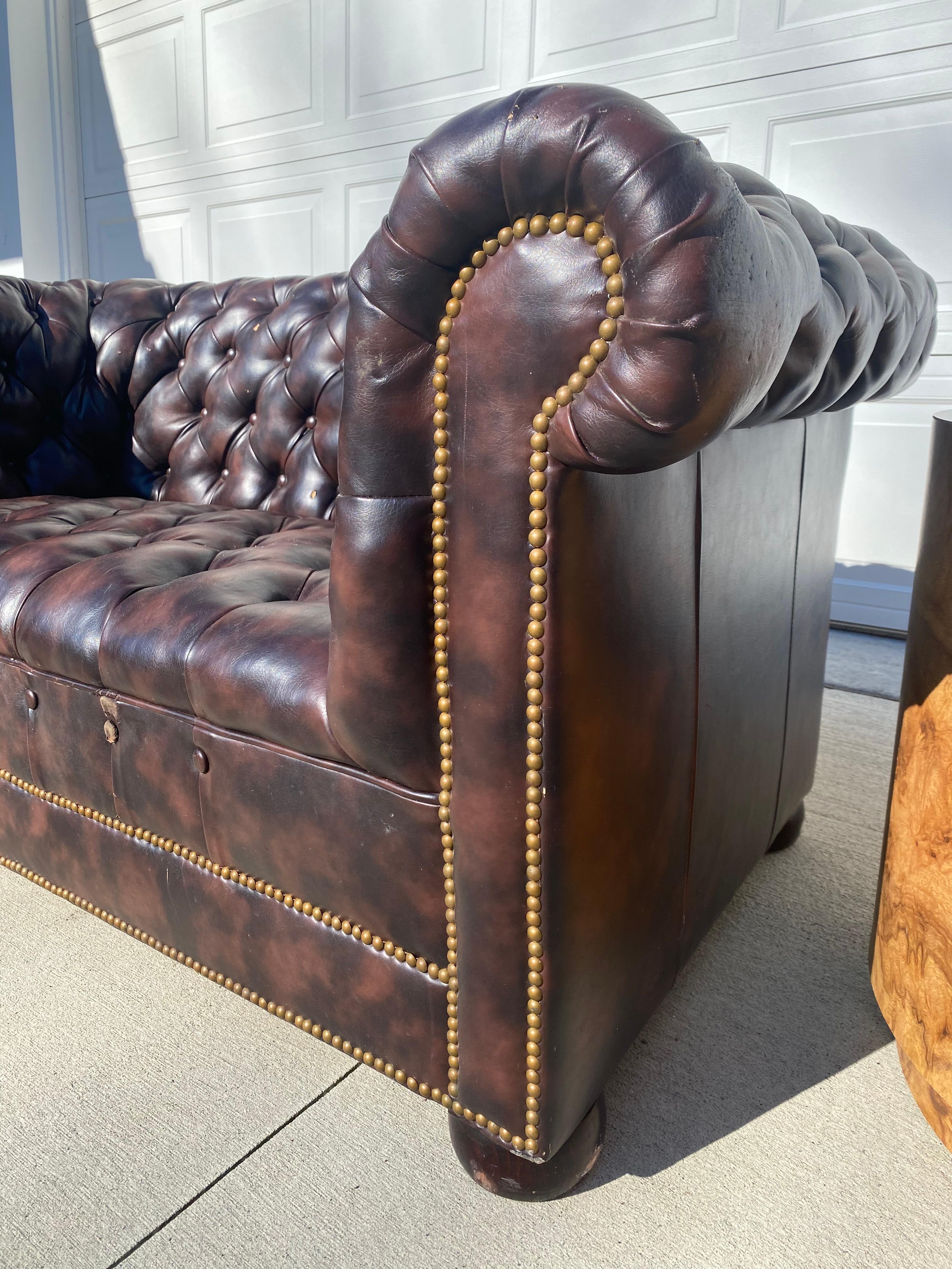 Vintage Chesterfield Sofa in Vegan Leather 1