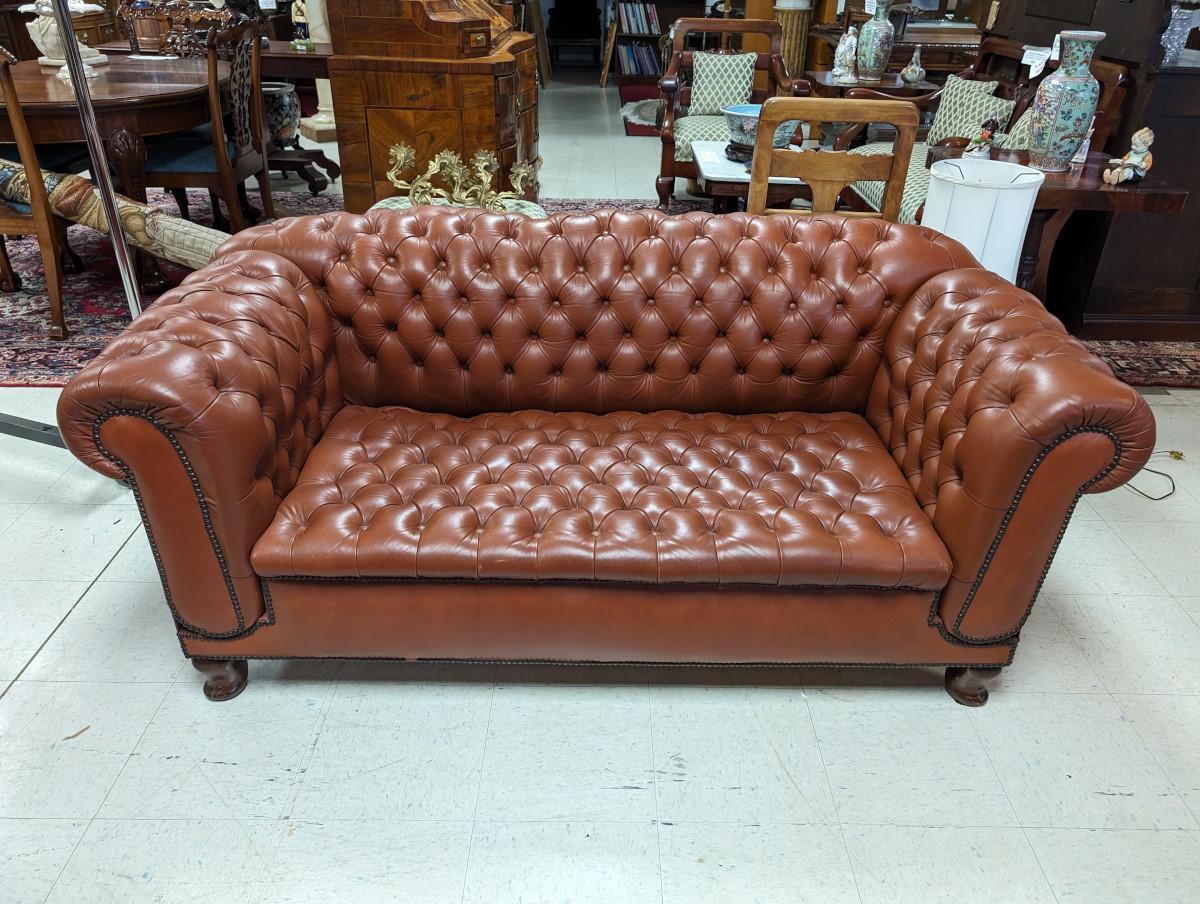 Vintage Chesterfield Style Leather Knoll Settee, Sofa 7