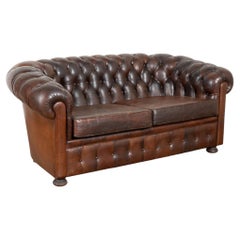 Divano Chesterfield vintage a due posti in pelle marrone dalla Spagna